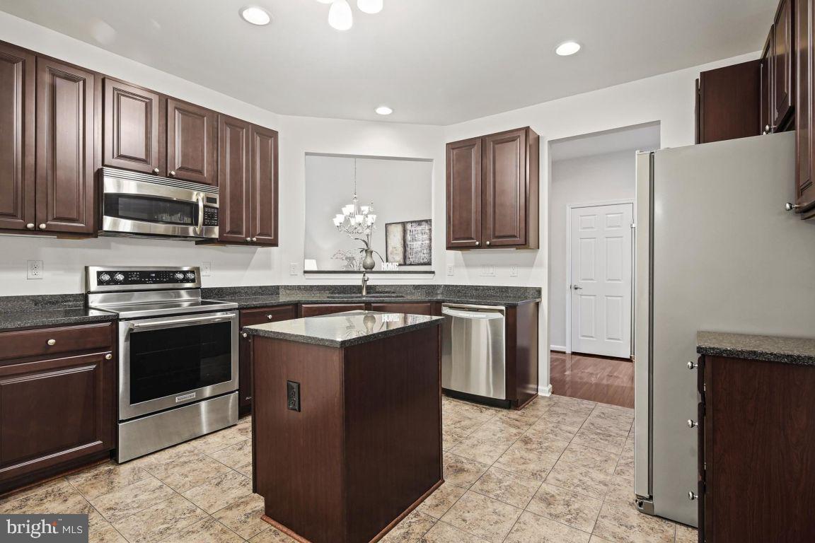 HEARTHSTONE AT ELLICOTT MILLS - Residential