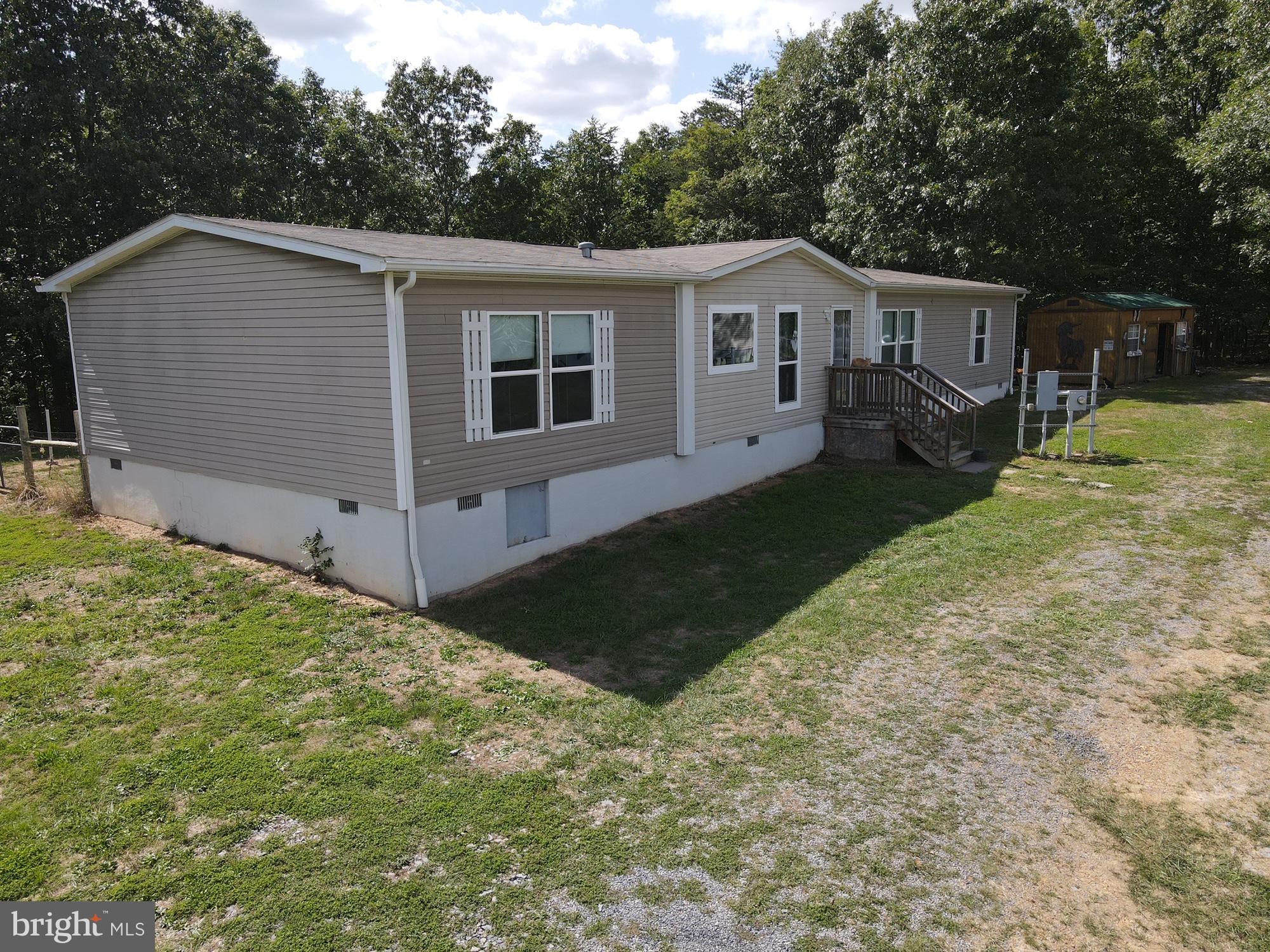 SHERMAN ESTATES - Residential