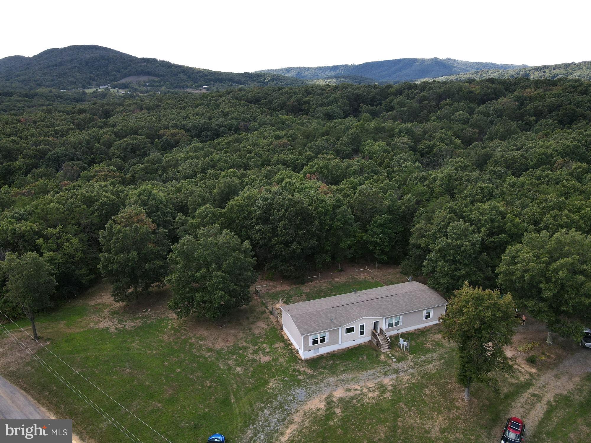 SHERMAN ESTATES - Residential