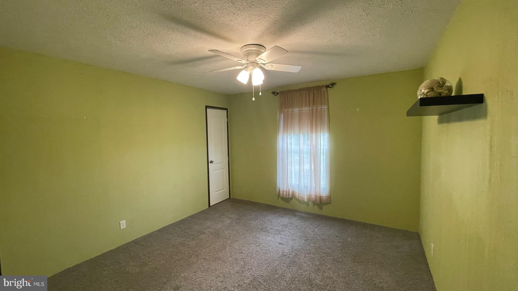 SHERMAN ESTATES - Residential