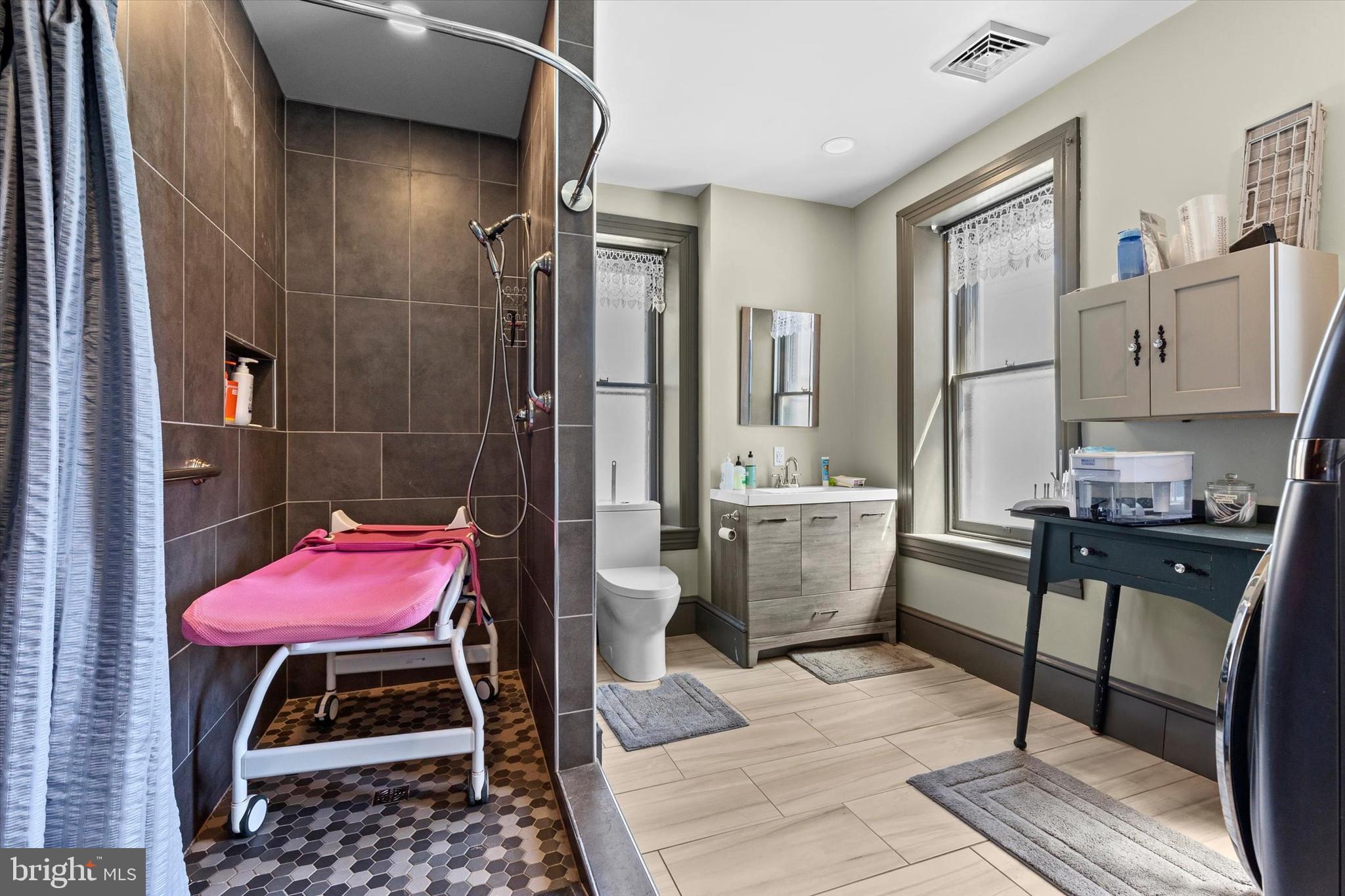 WINDSOR TWP - Residential