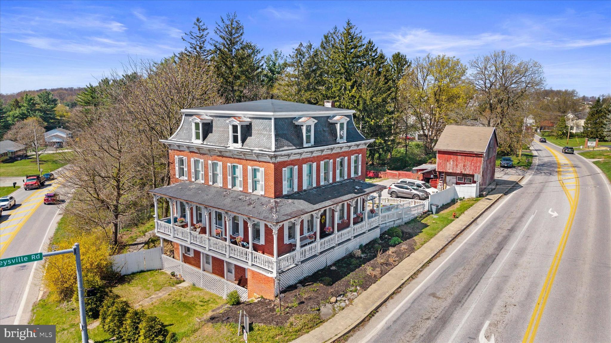 WINDSOR TWP - Residential