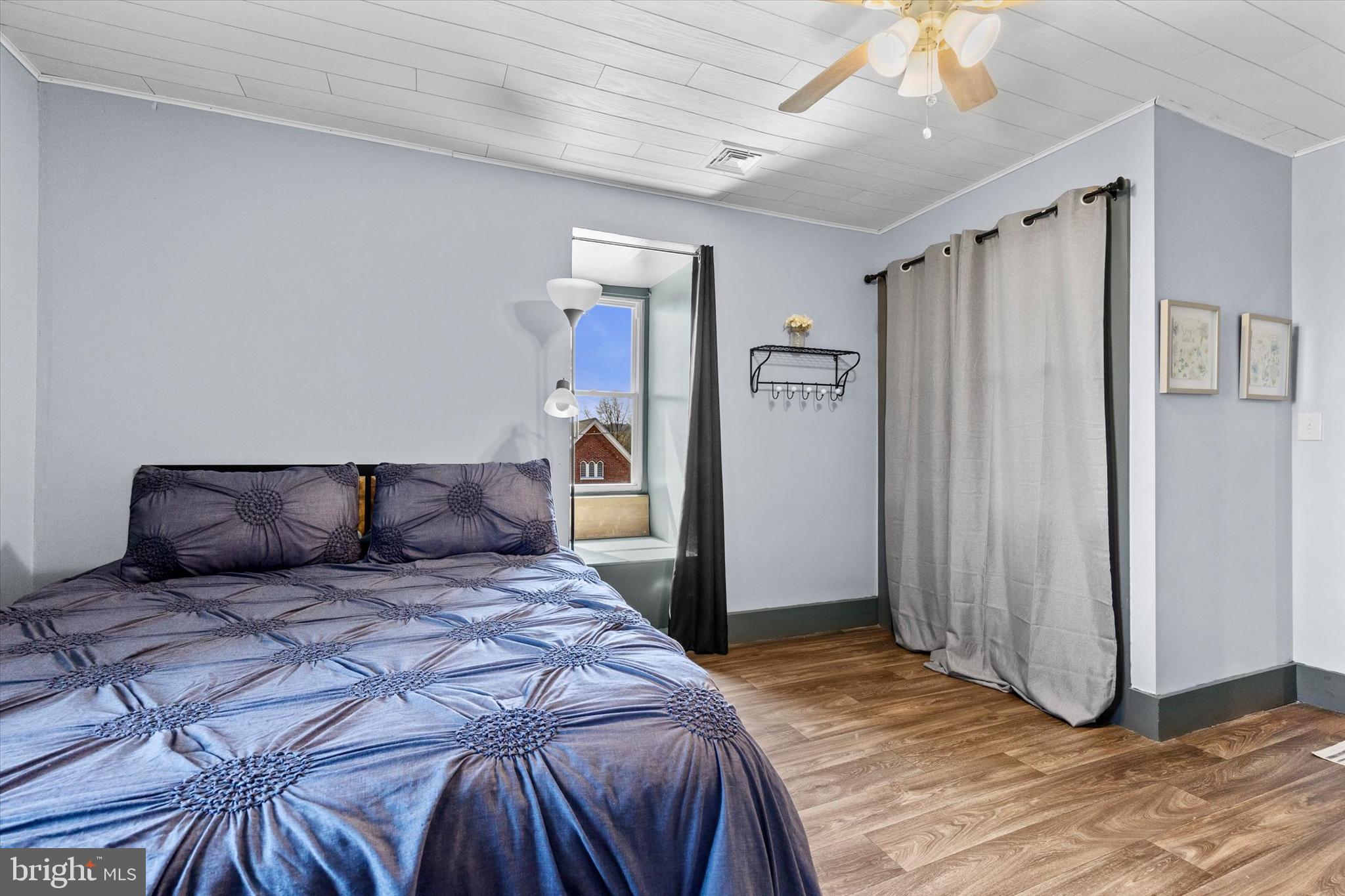 WINDSOR TWP - Residential