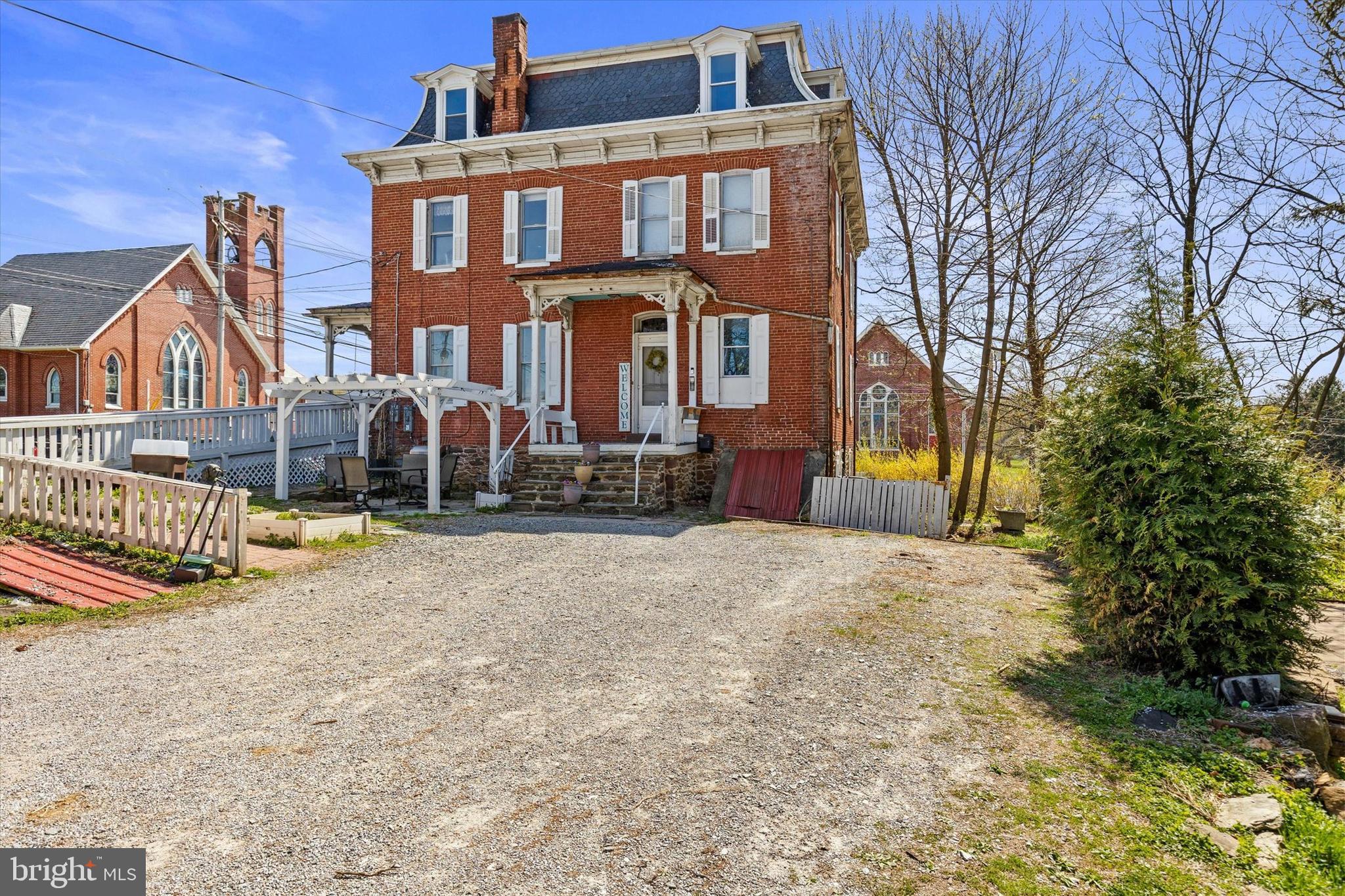 WINDSOR TWP - Residential