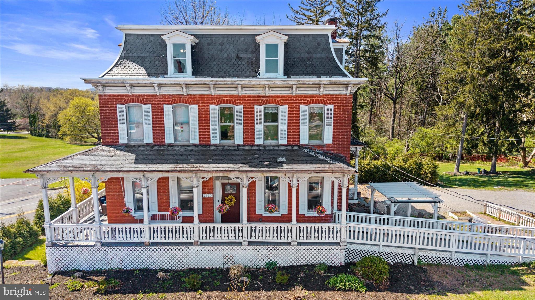 WINDSOR TWP - Residential