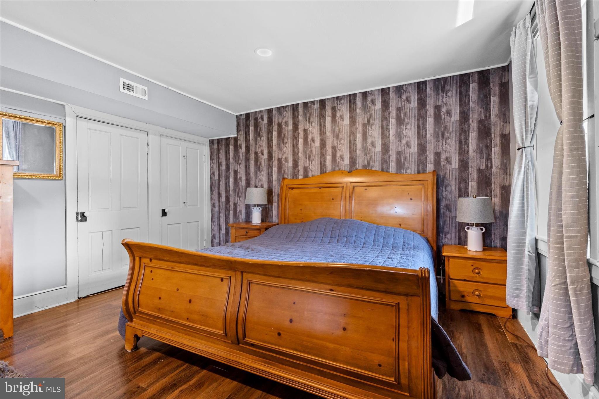 WINDSOR TWP - Residential