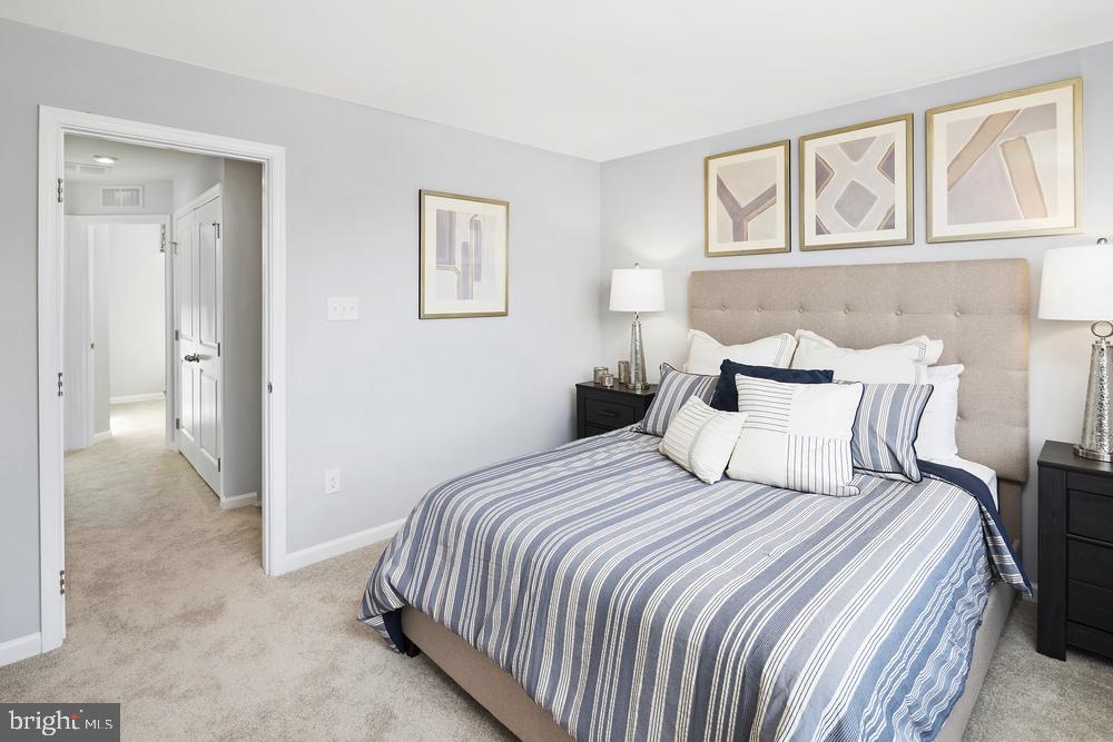 FOXWOOD RIDGE - Residential