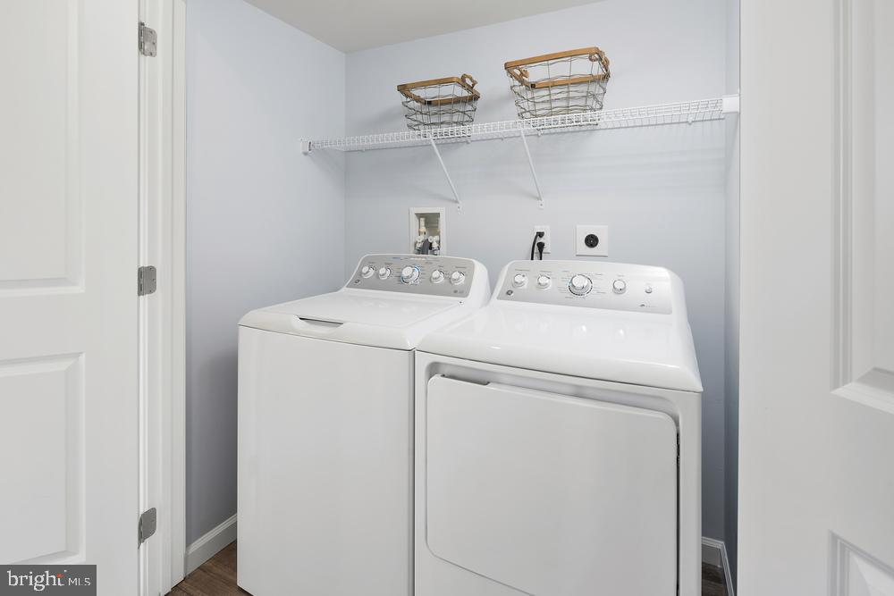 FOXWOOD RIDGE - Residential