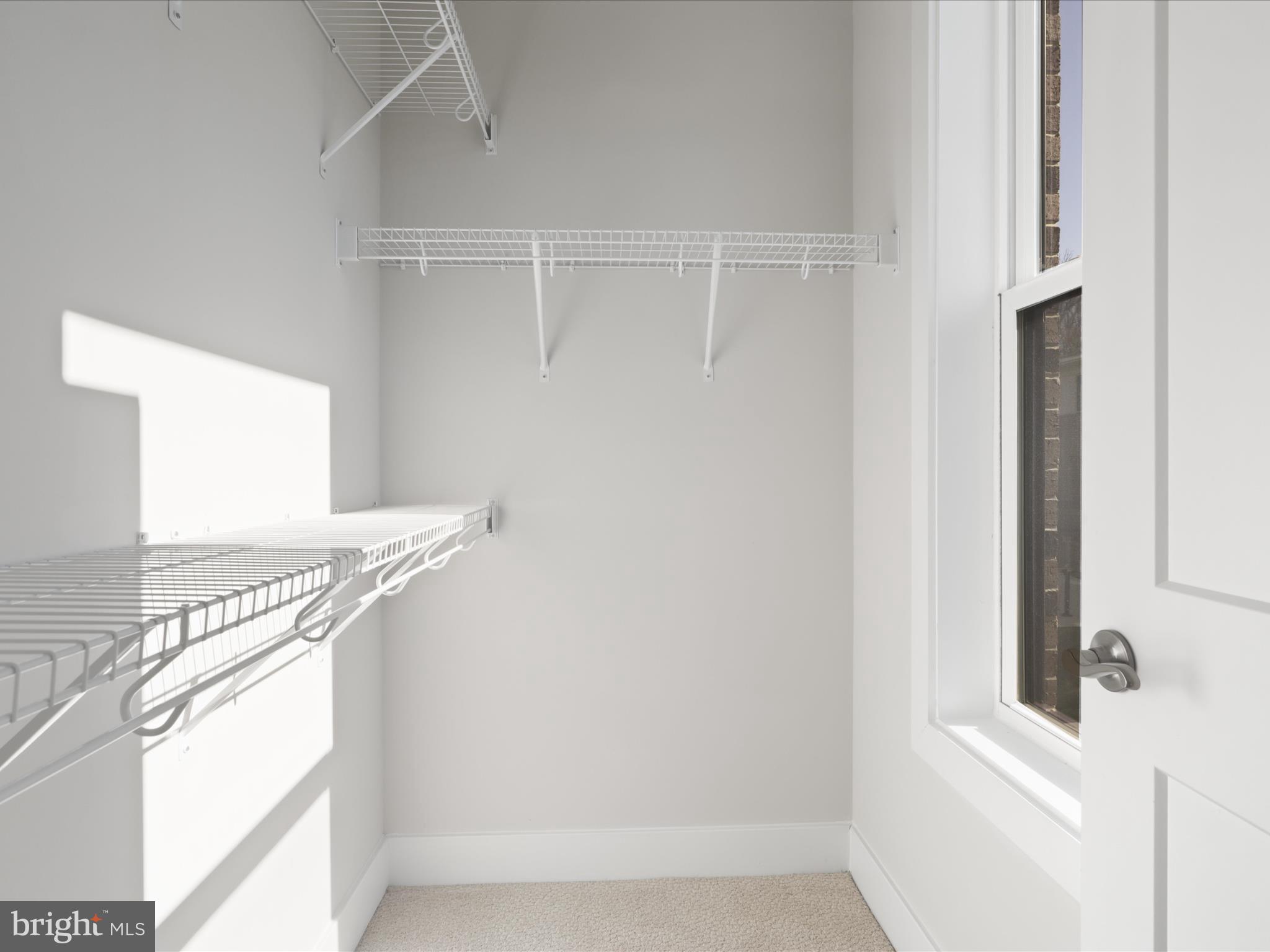 TALL OAKS - Residential Lease