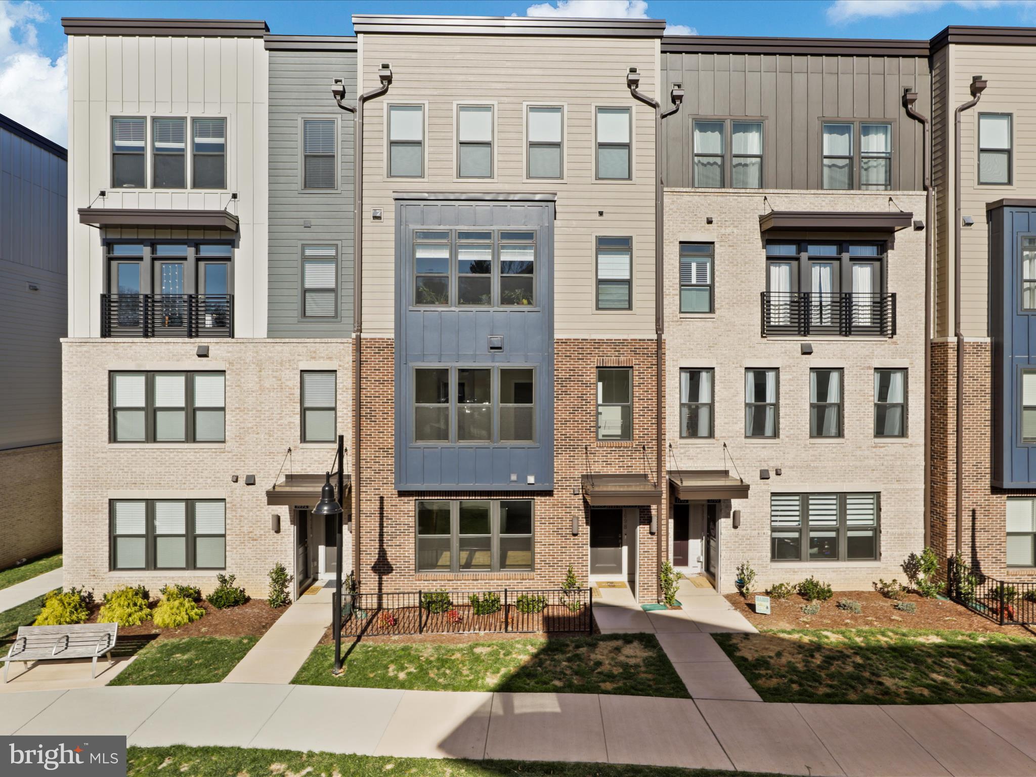 TALL OAKS - Residential Lease