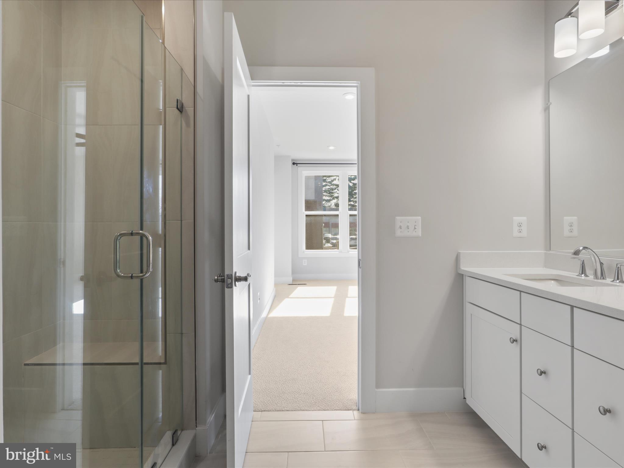 TALL OAKS - Residential Lease