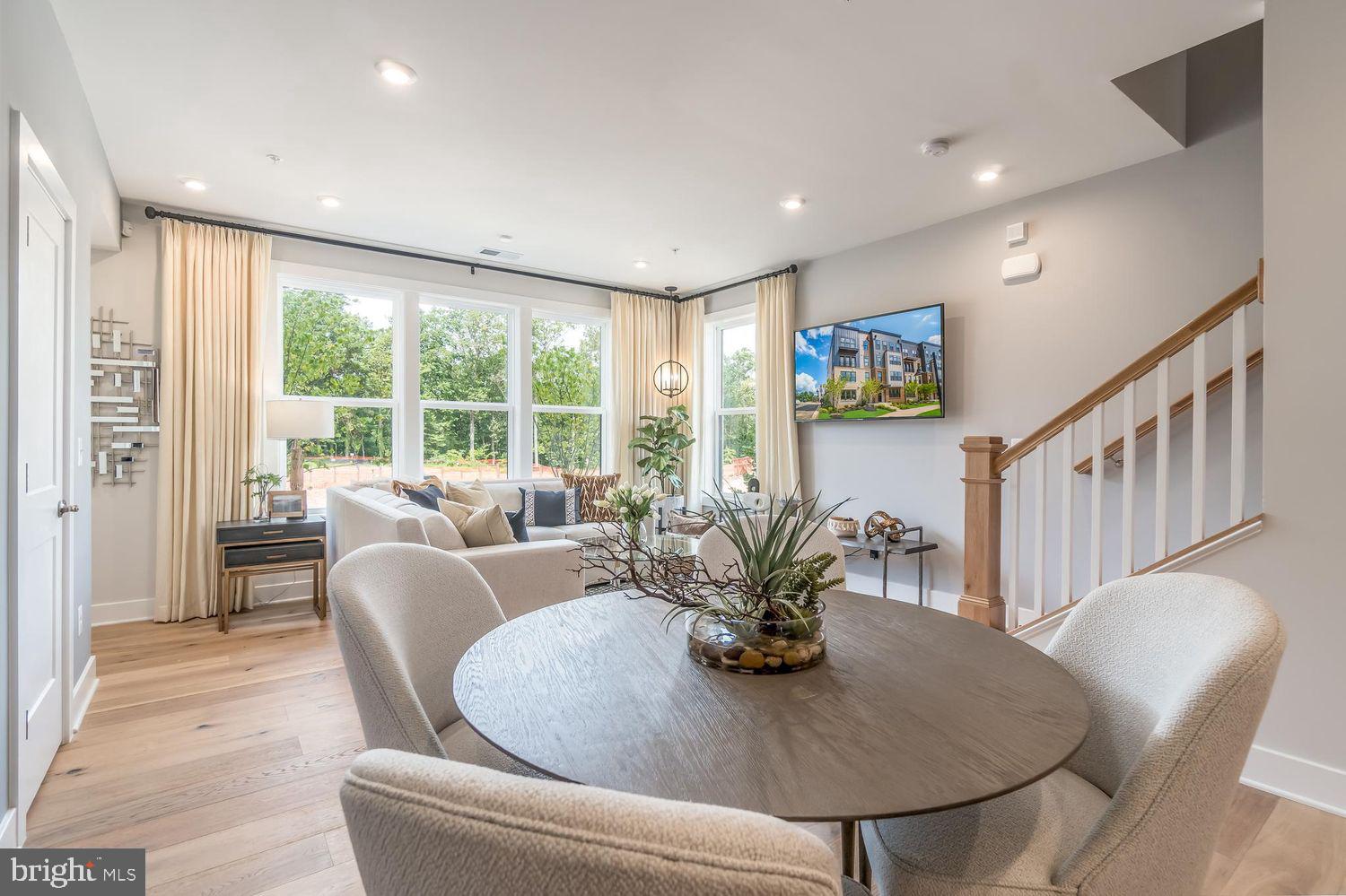 TALL OAKS - Residential Lease