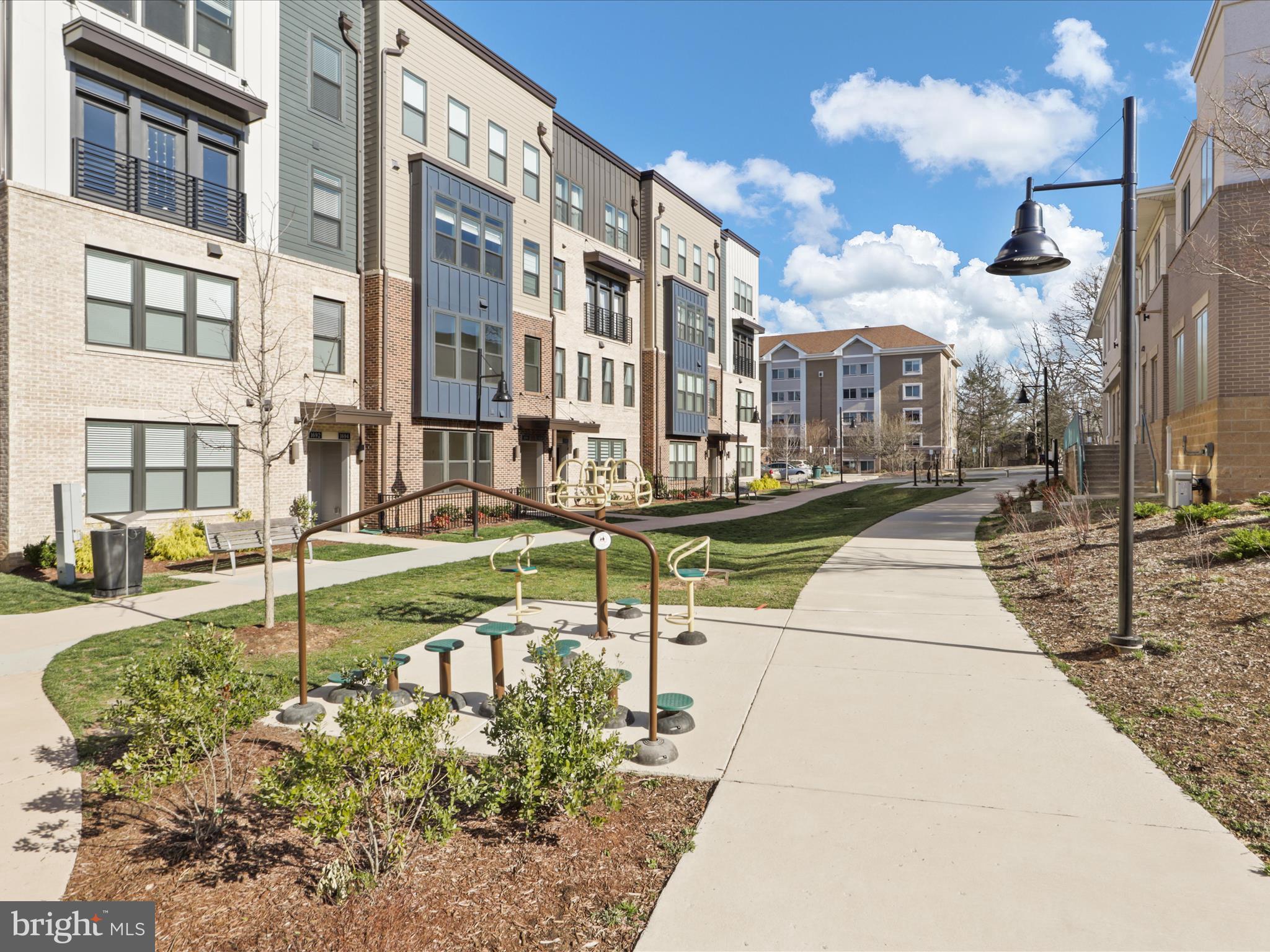 TALL OAKS - Residential Lease