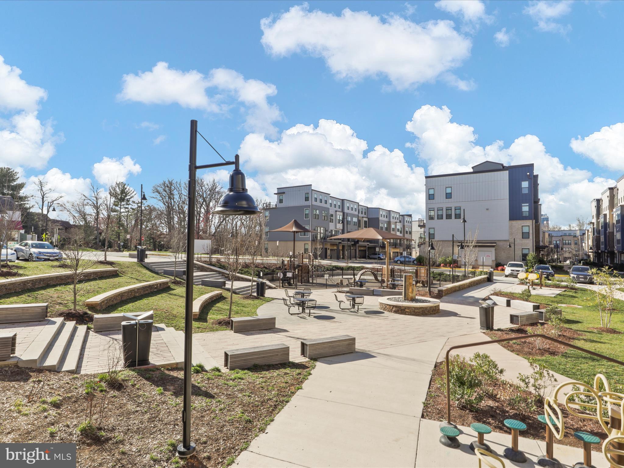 TALL OAKS - Residential Lease