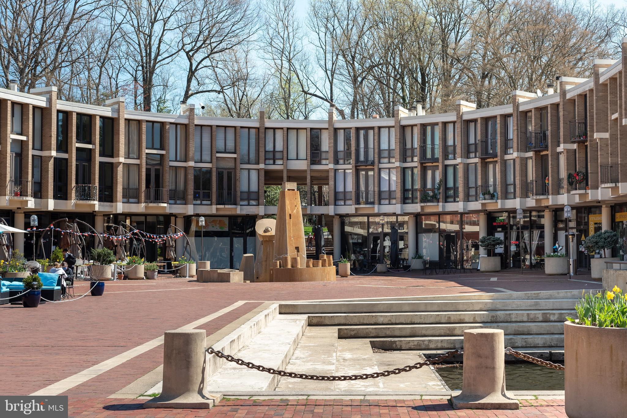 TALL OAKS - Residential Lease