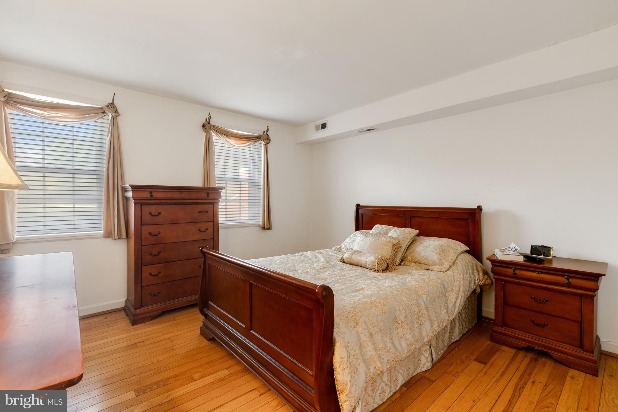 FAIRLINGTON VILLAGES - Residential