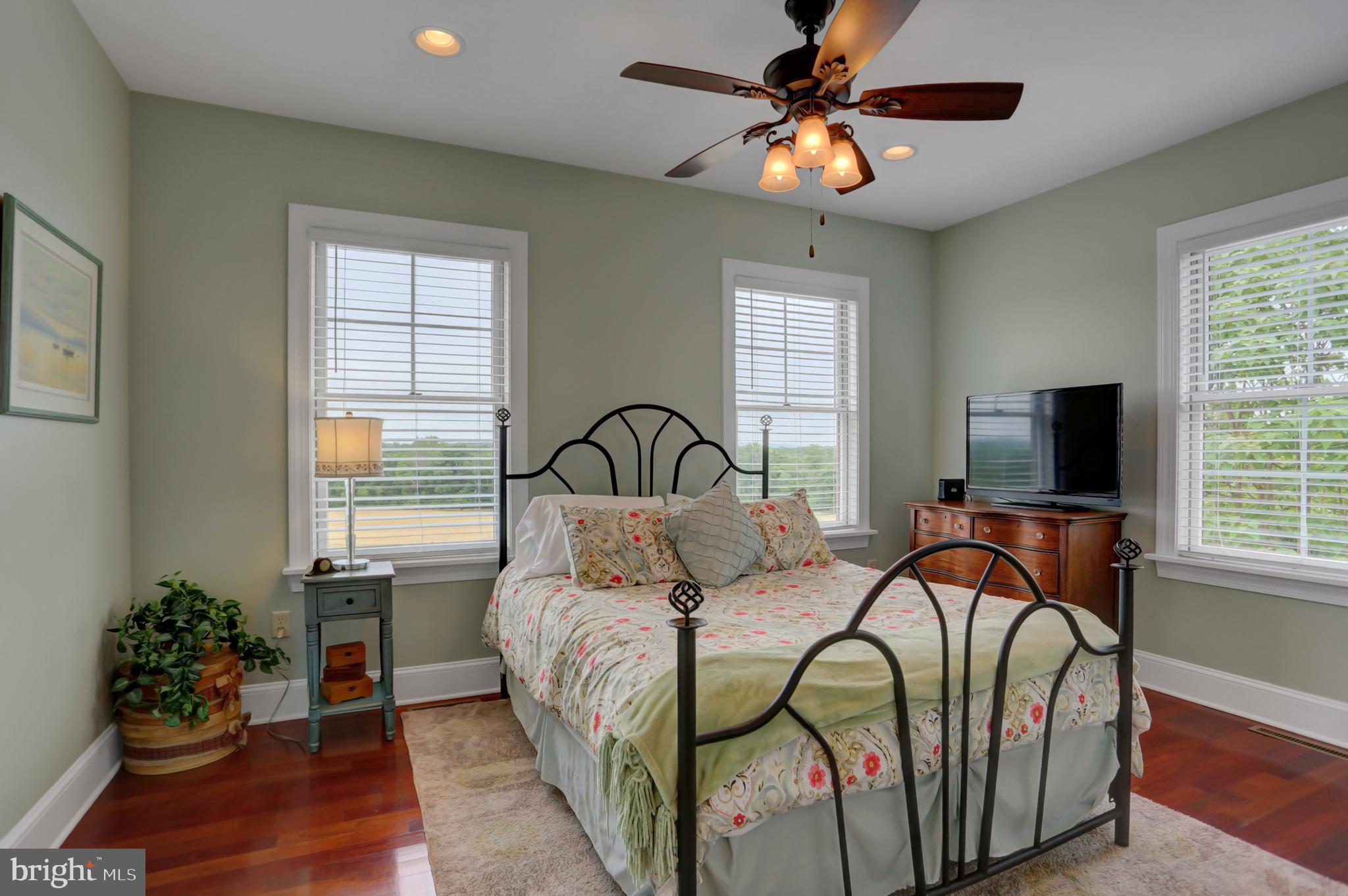 NONE, RURAL - Residential