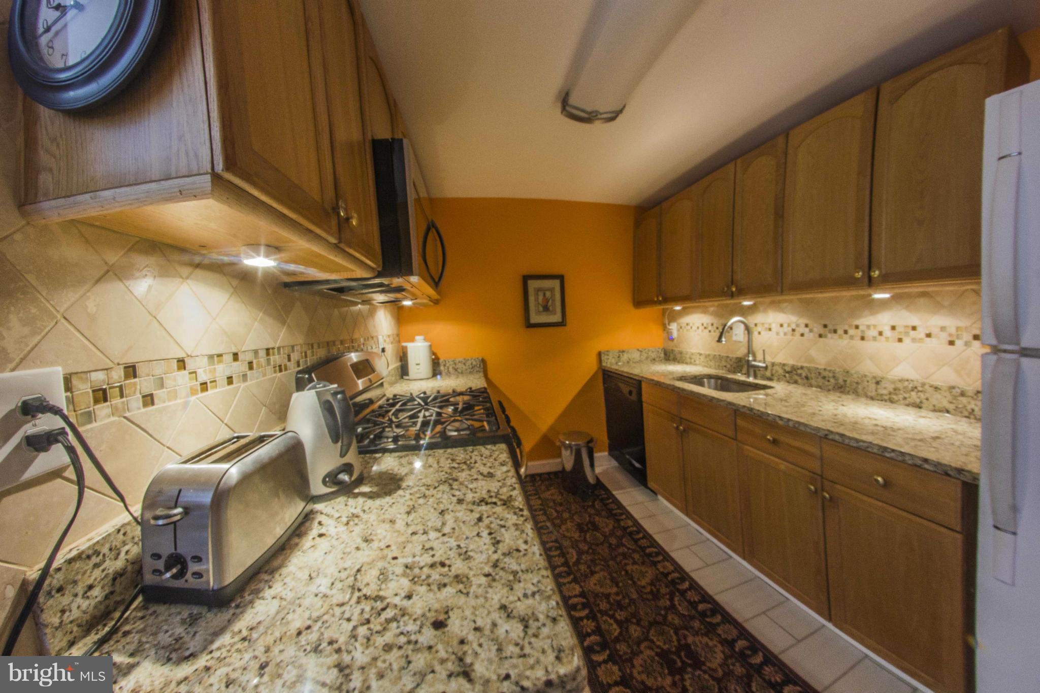 FORTY SIX HUNDRED - Residential