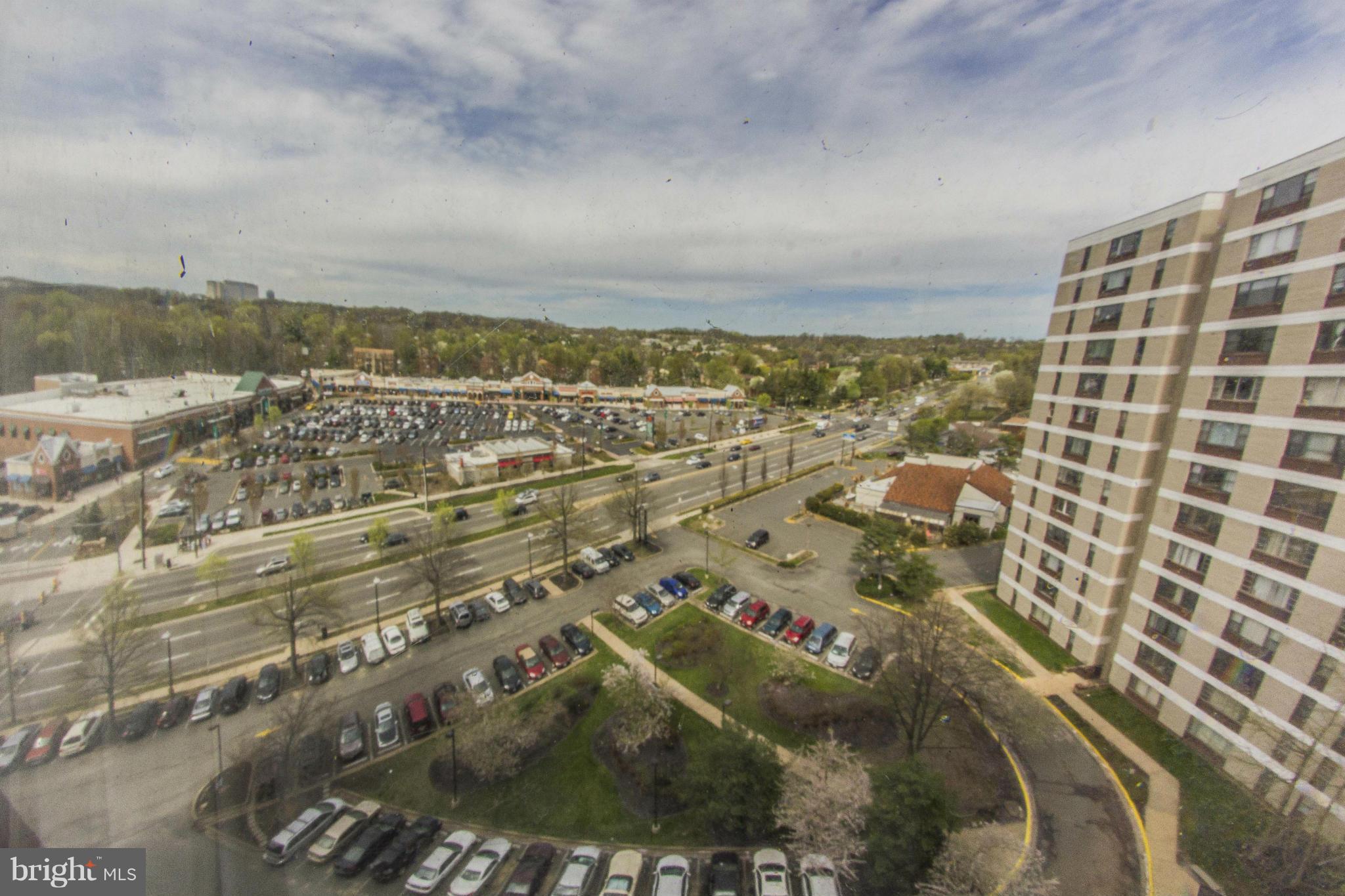 FORTY SIX HUNDRED - Residential