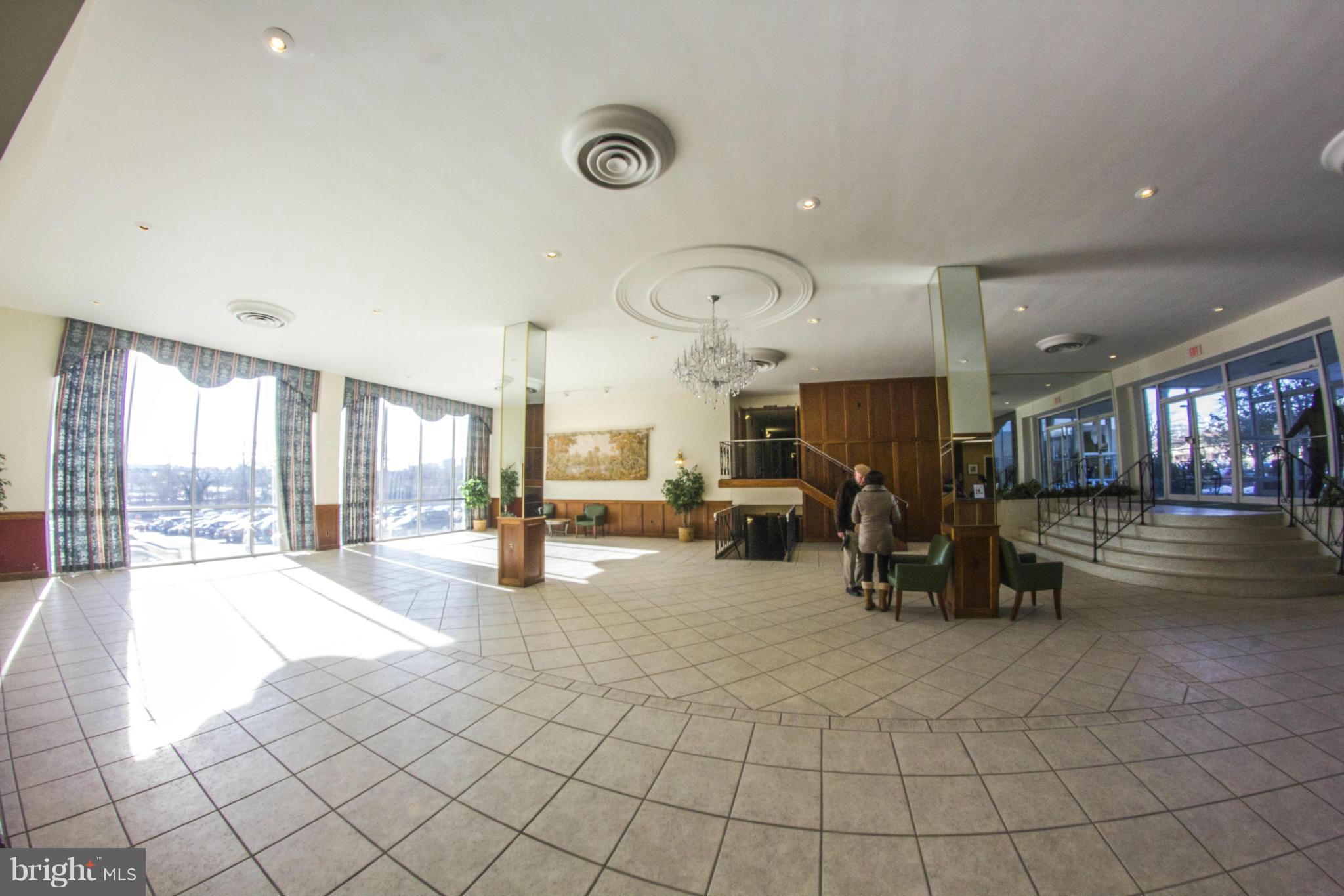 FORTY SIX HUNDRED - Residential