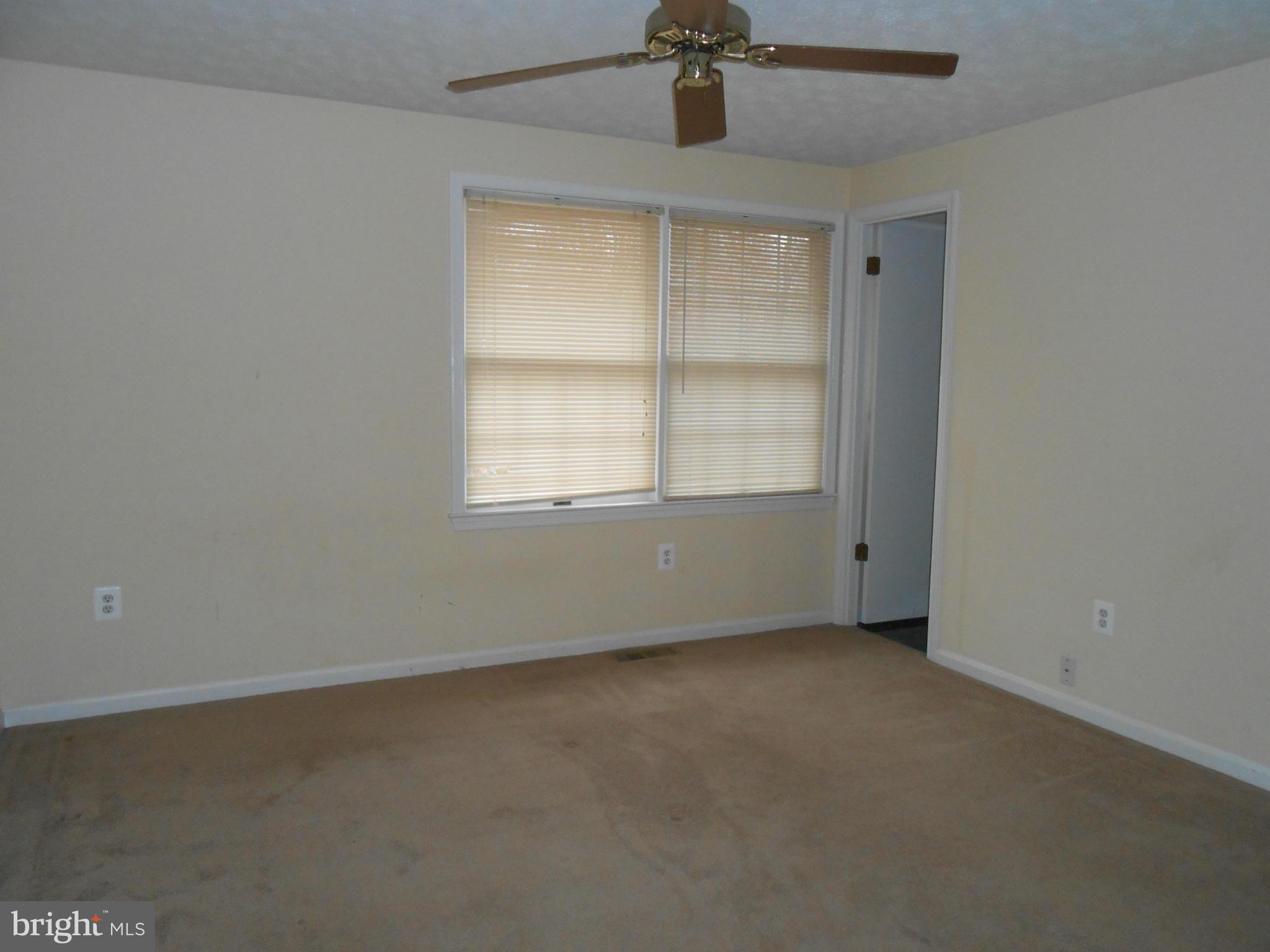 LAND O LAKES - Residential