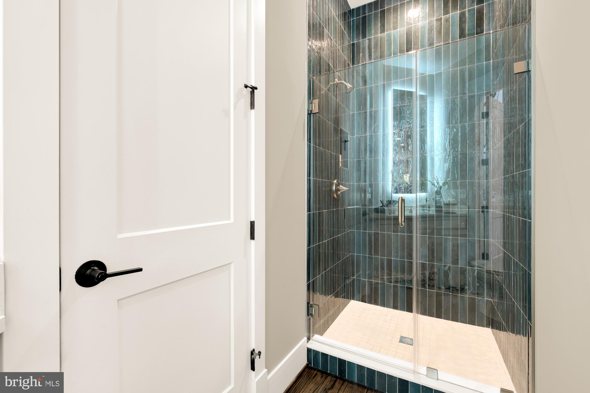 FAIRFAX ACRES - Residential