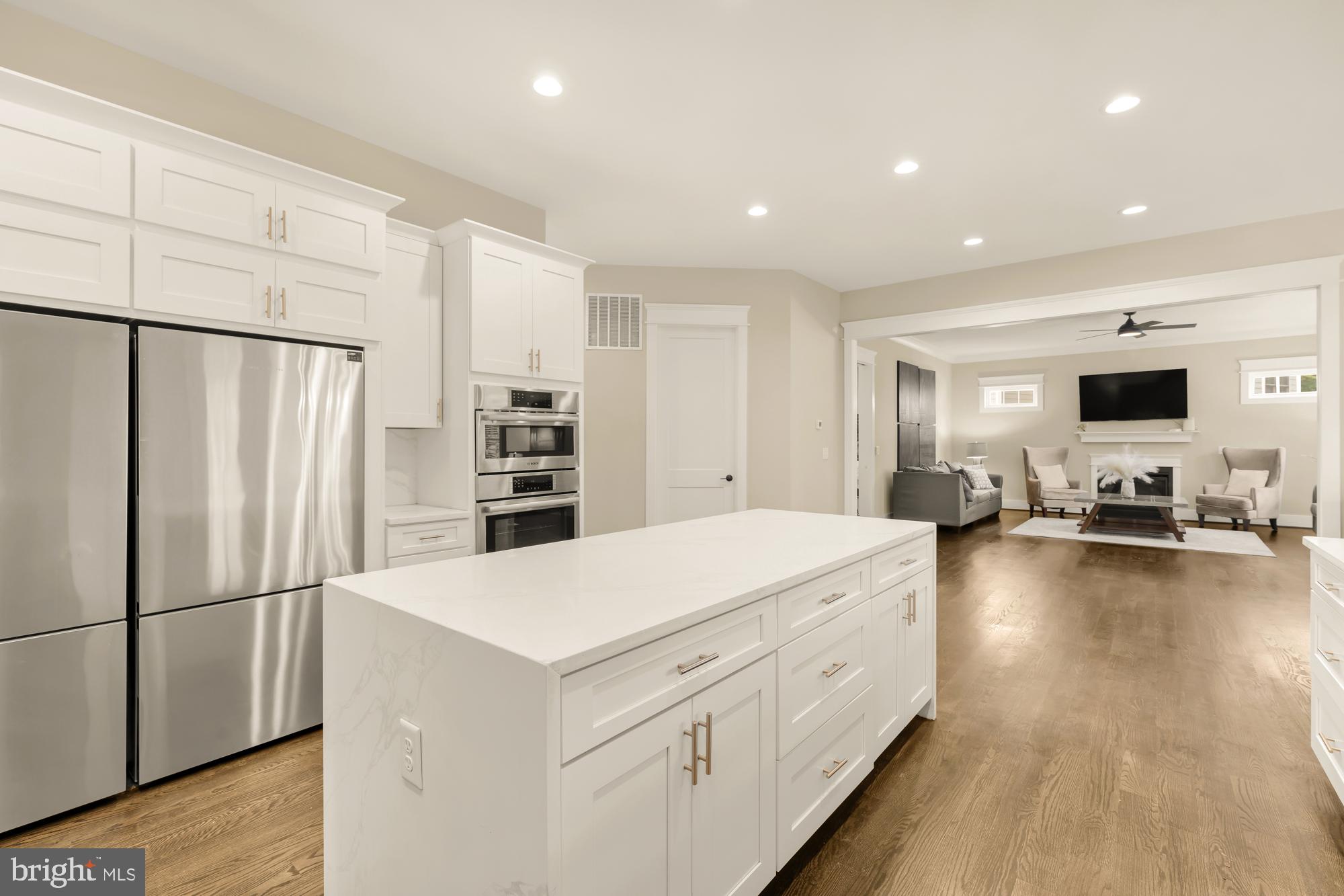 FAIRFAX ACRES - Residential