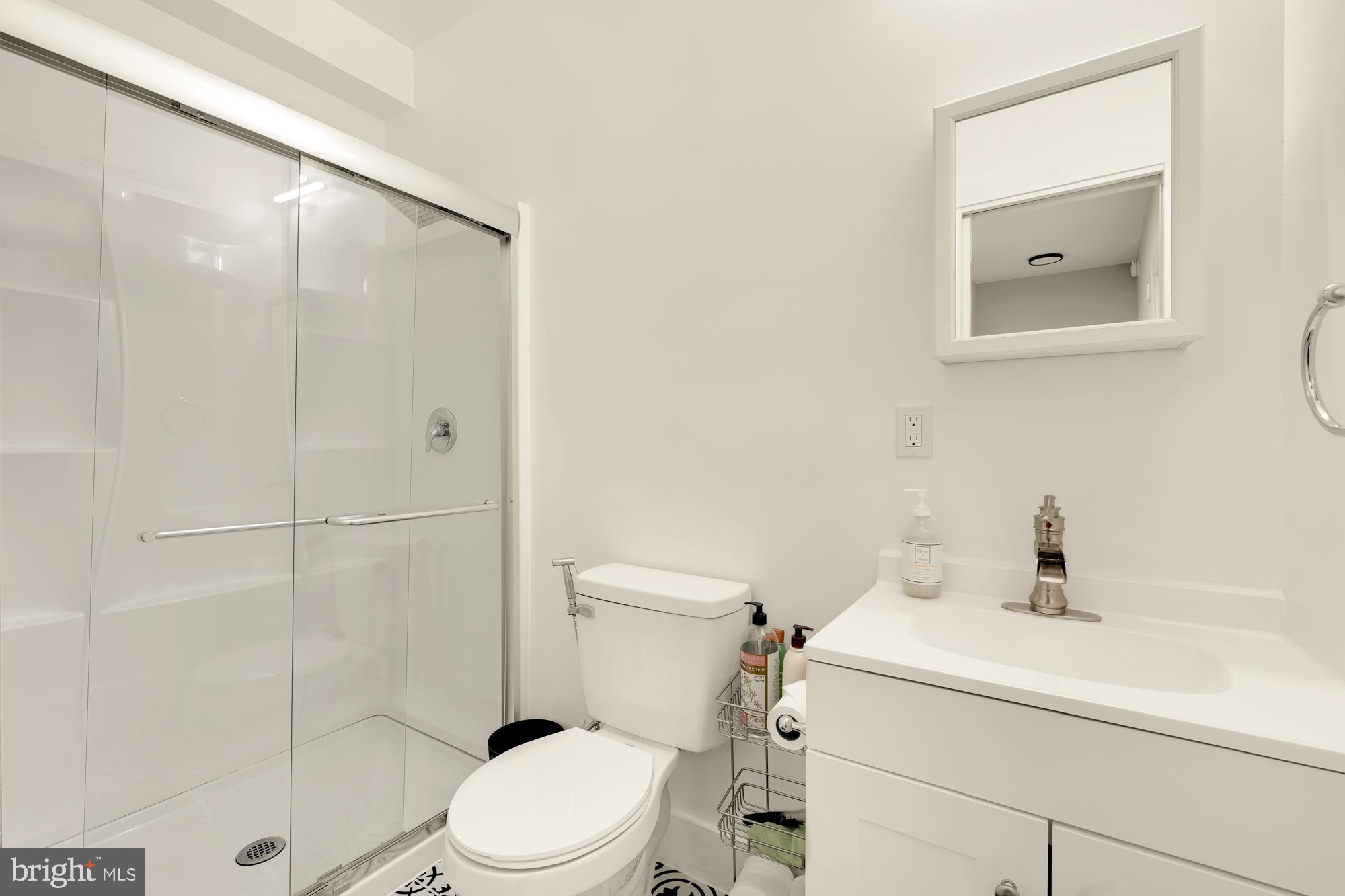 FAIRFAX ACRES - Residential