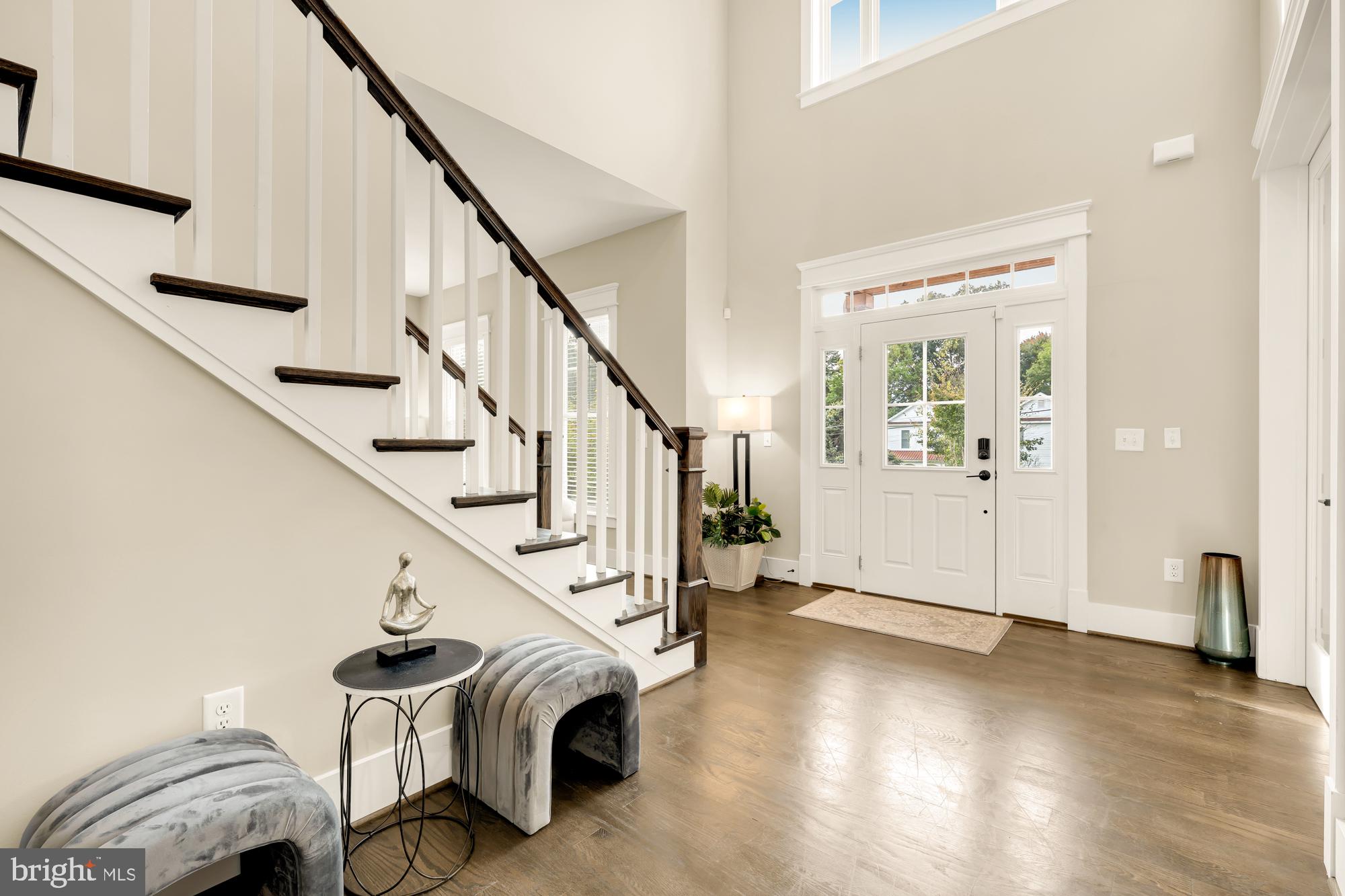 FAIRFAX ACRES - Residential