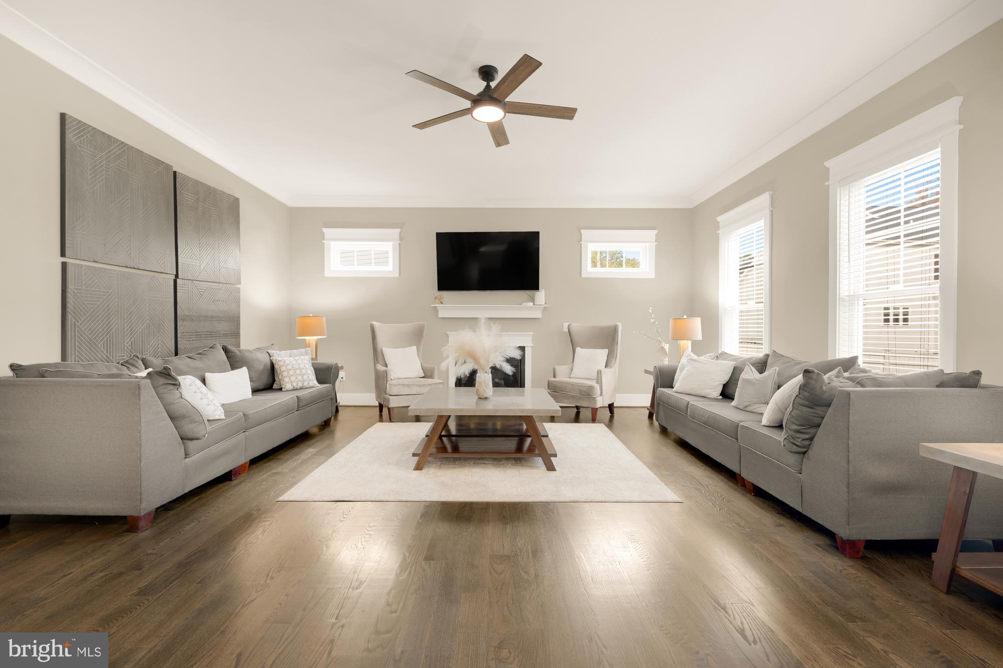 FAIRFAX ACRES - Residential