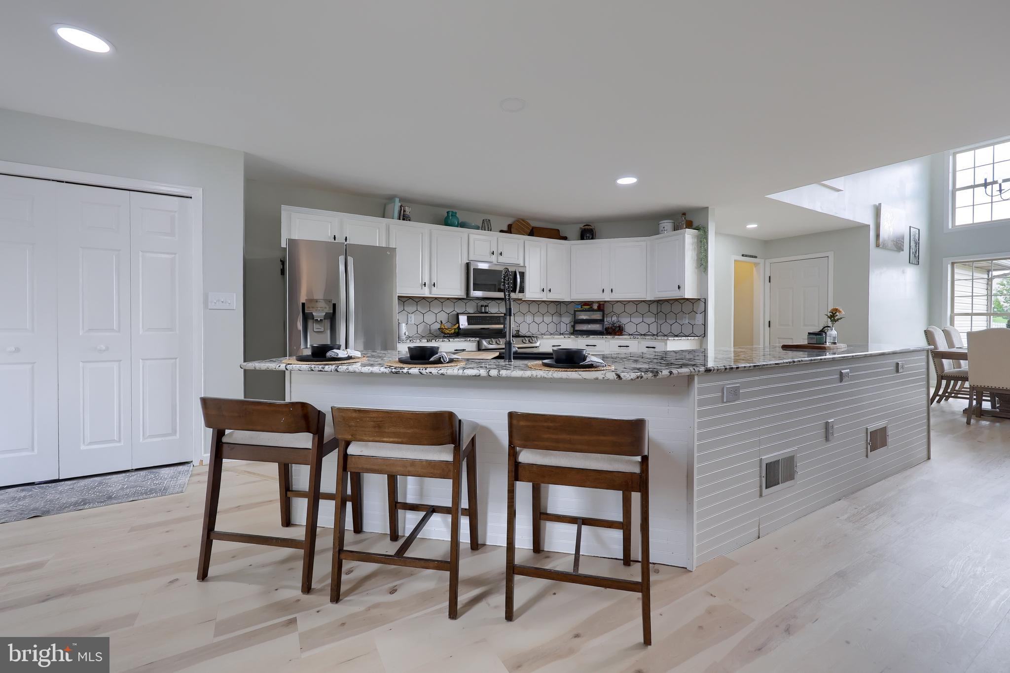 558 MONARCH DRIVE