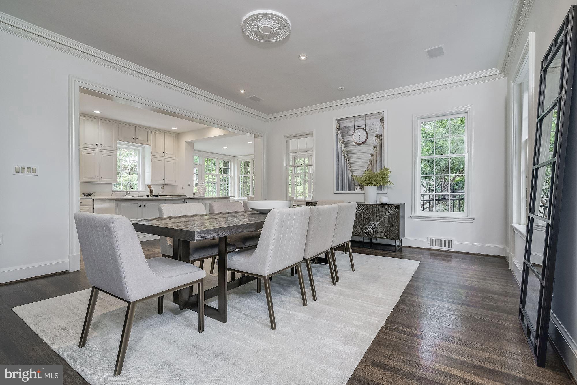 FOXHALL - Residential