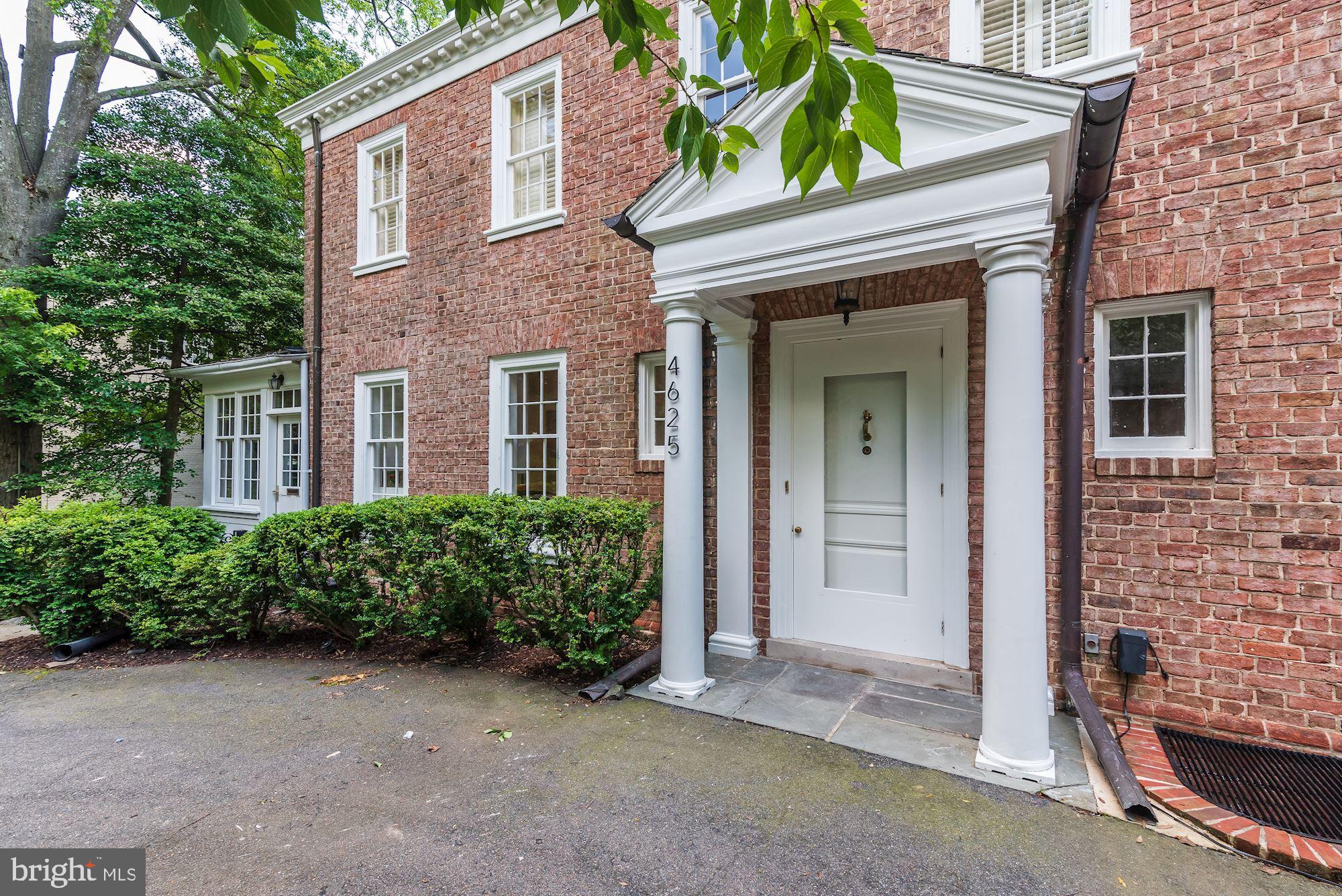 FOXHALL - Residential