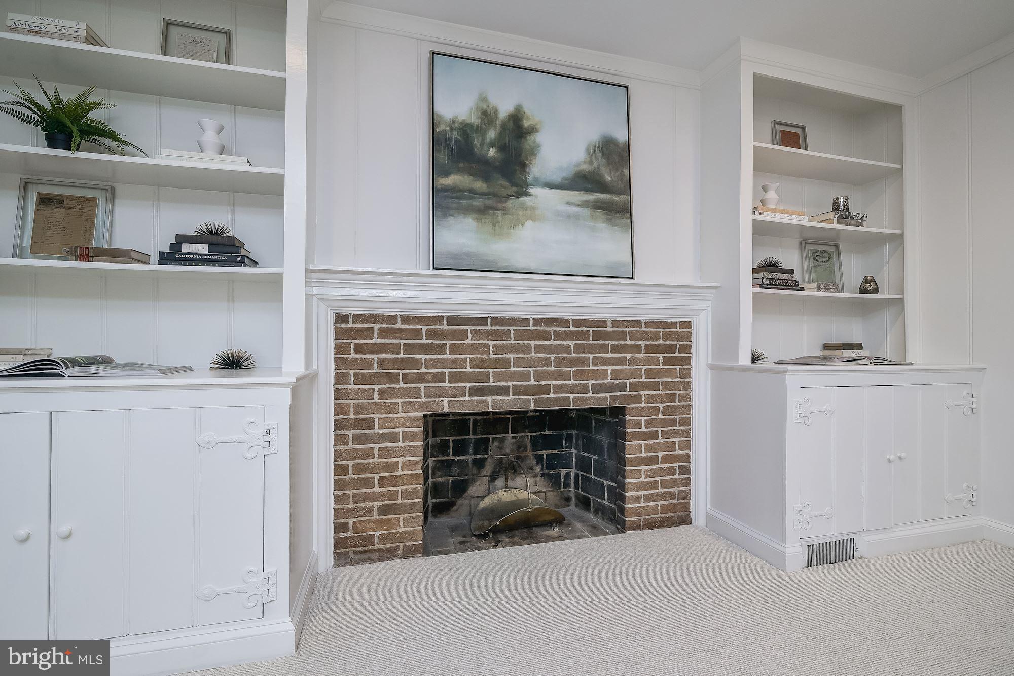 FOXHALL - Residential