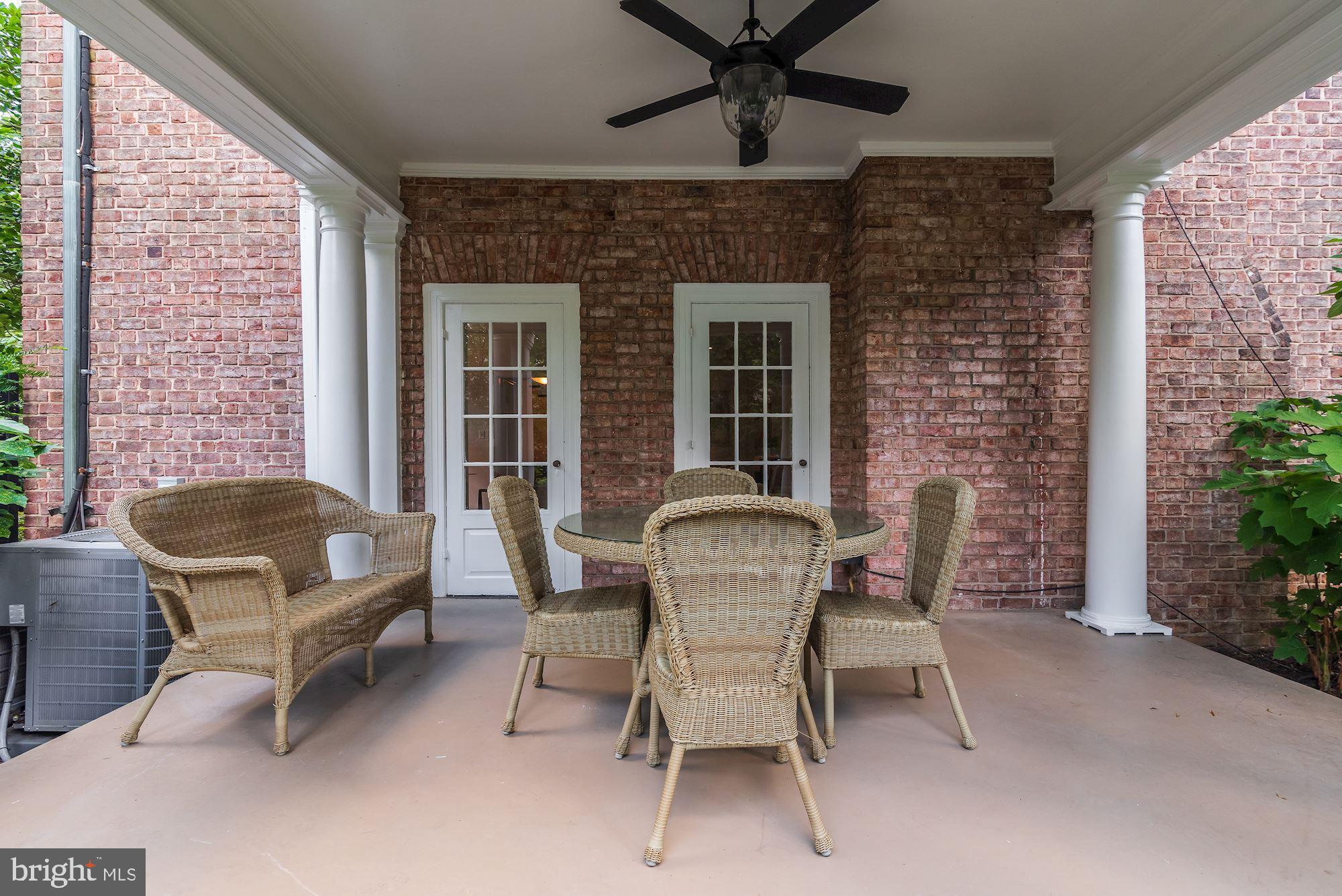 FOXHALL - Residential