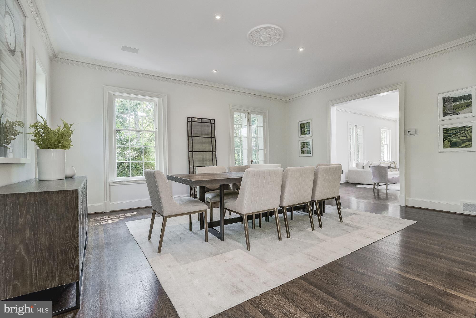 FOXHALL - Residential