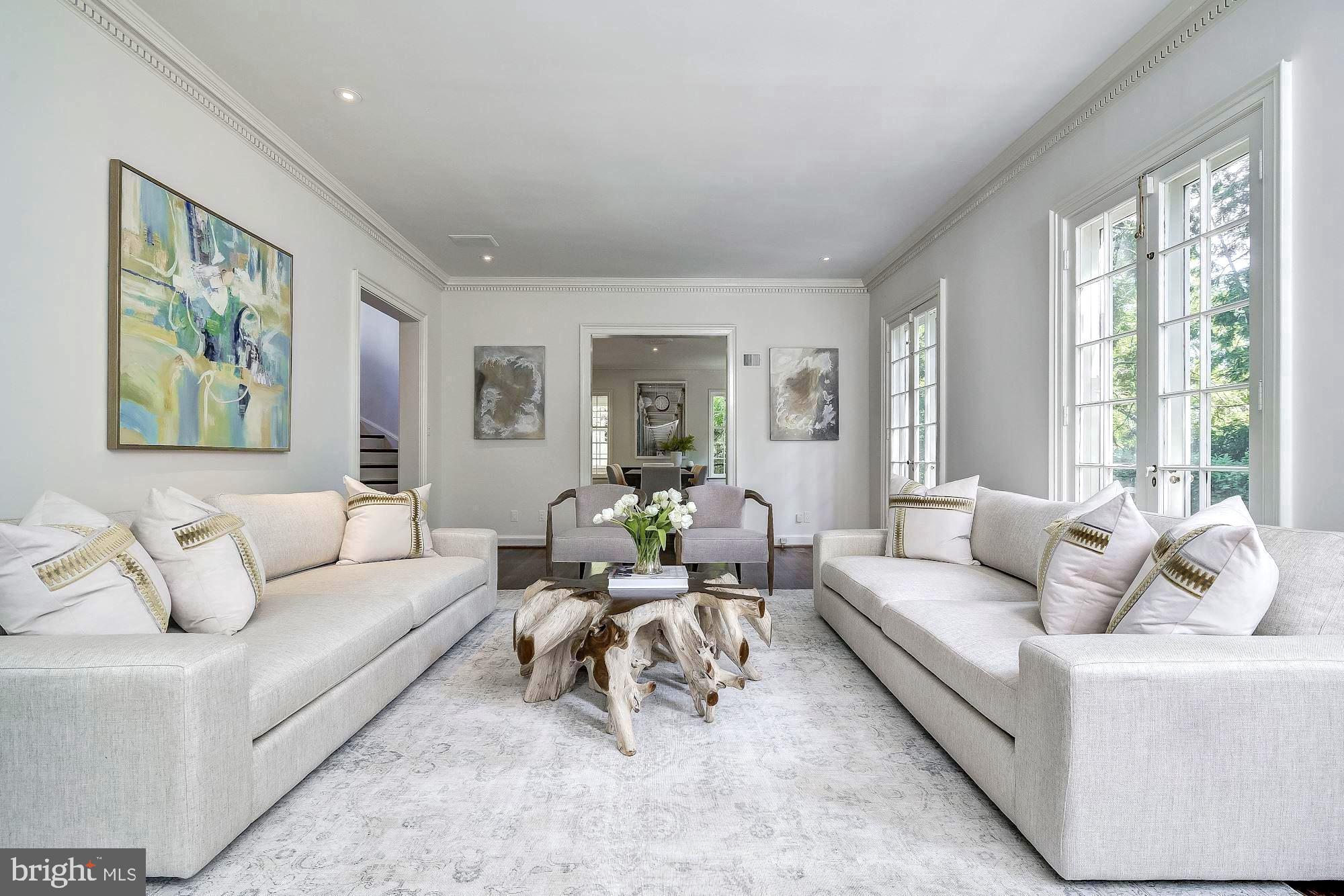 FOXHALL - Residential