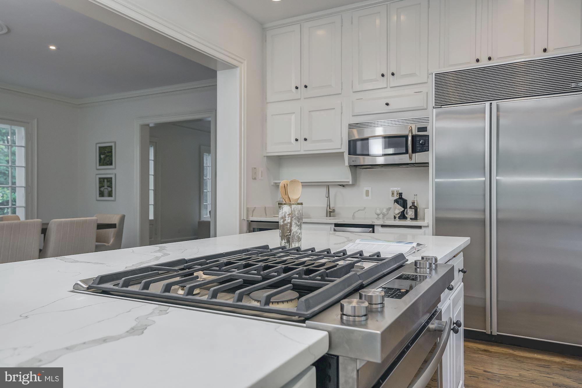 FOXHALL - Residential