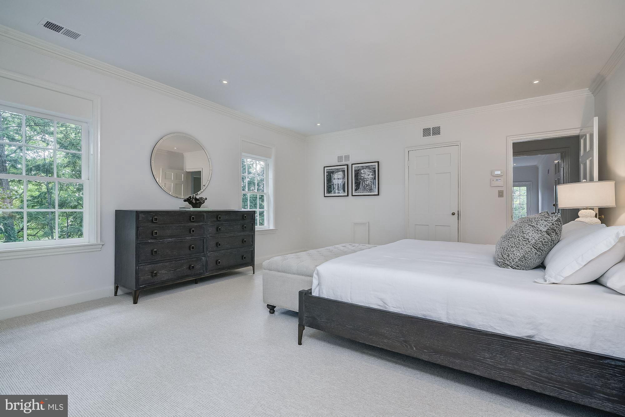 FOXHALL - Residential