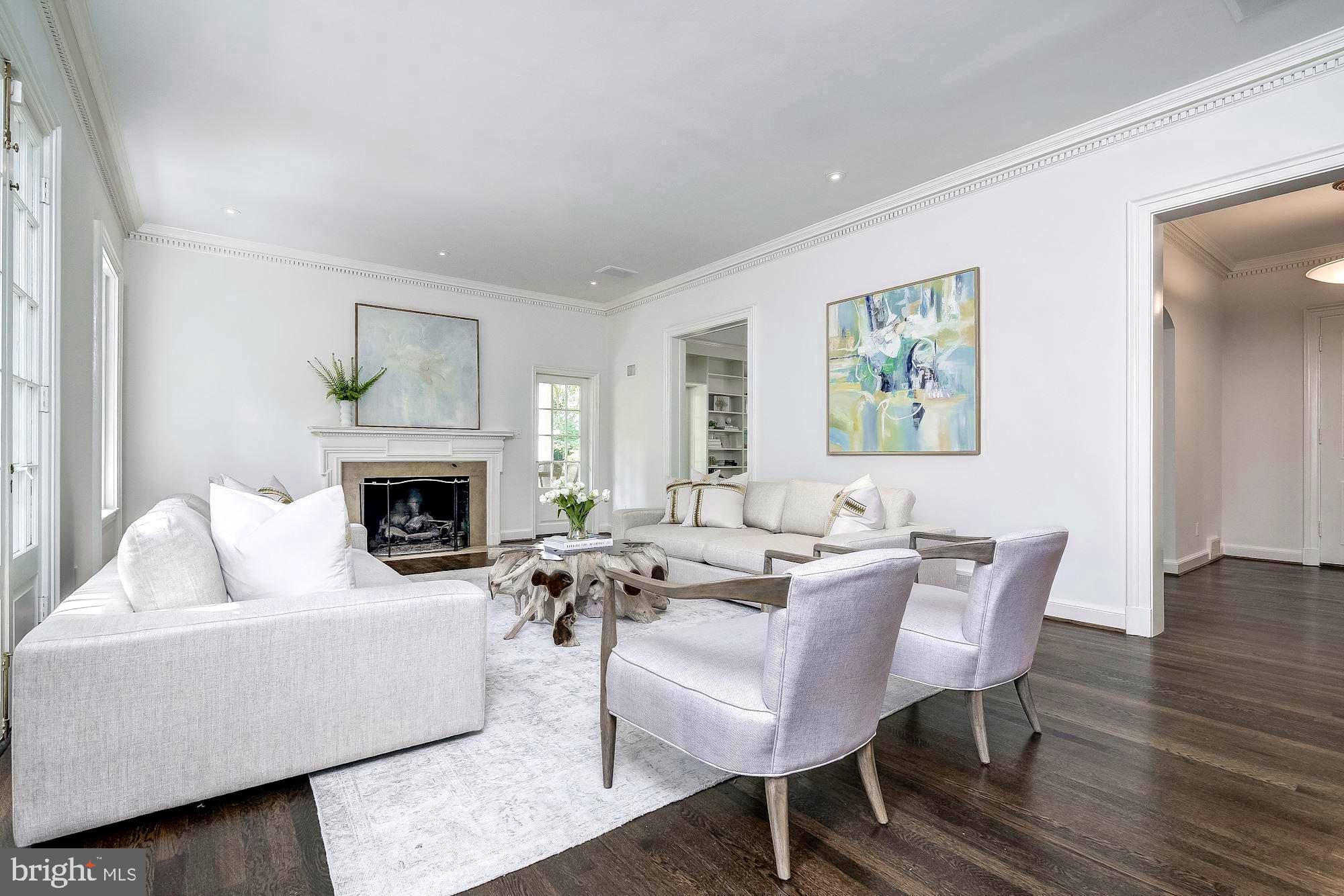 FOXHALL - Residential