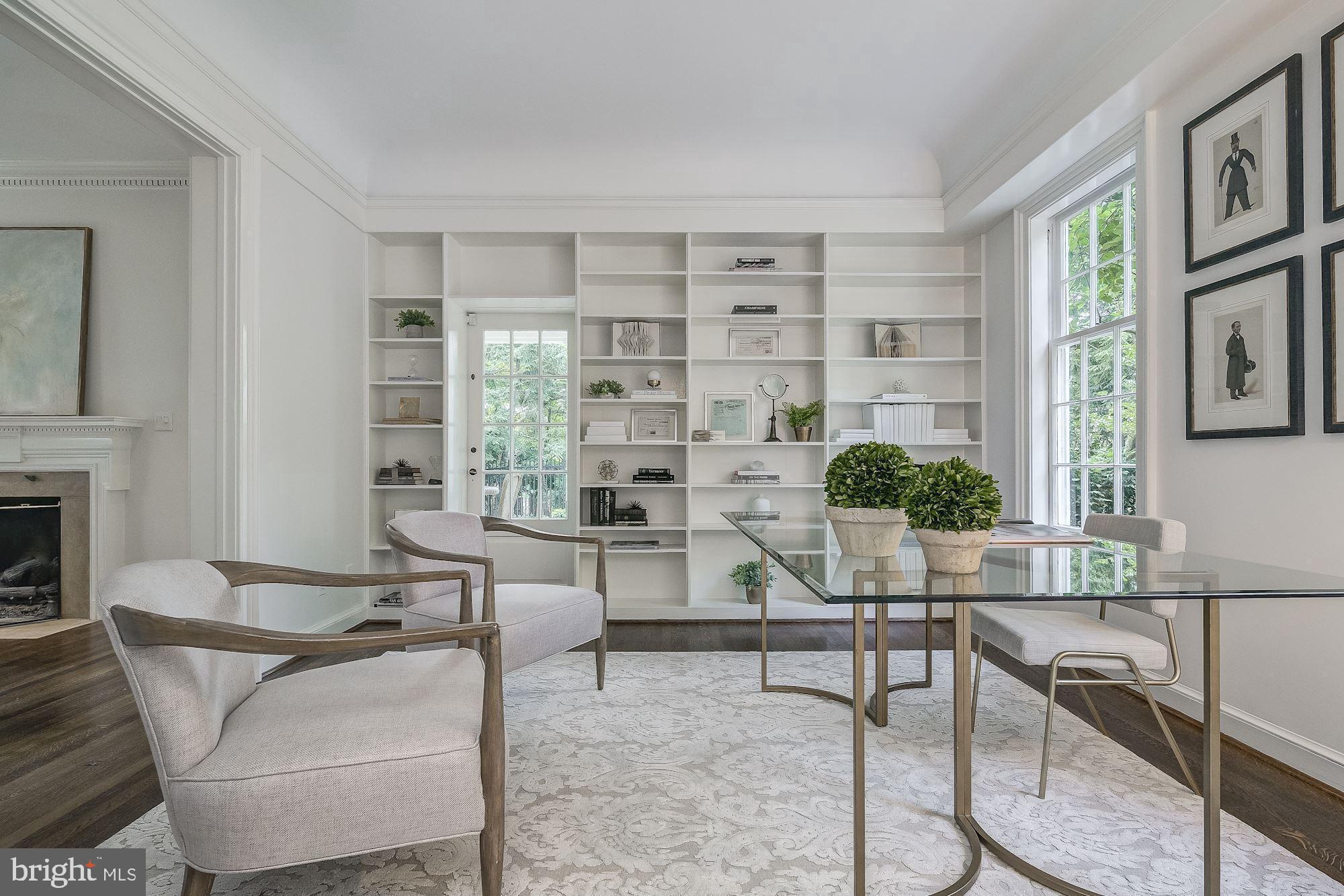 FOXHALL - Residential