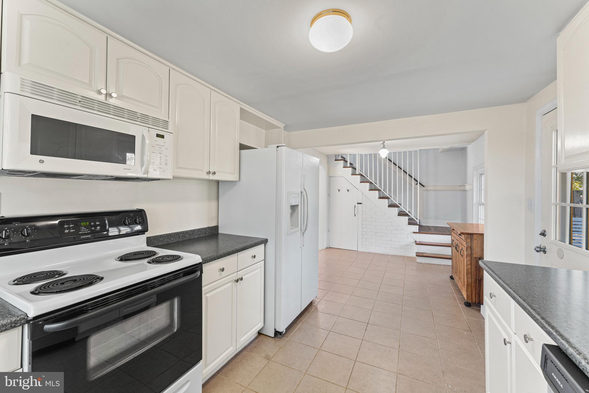 ALLIE FLETCHER SD - Residential Lease