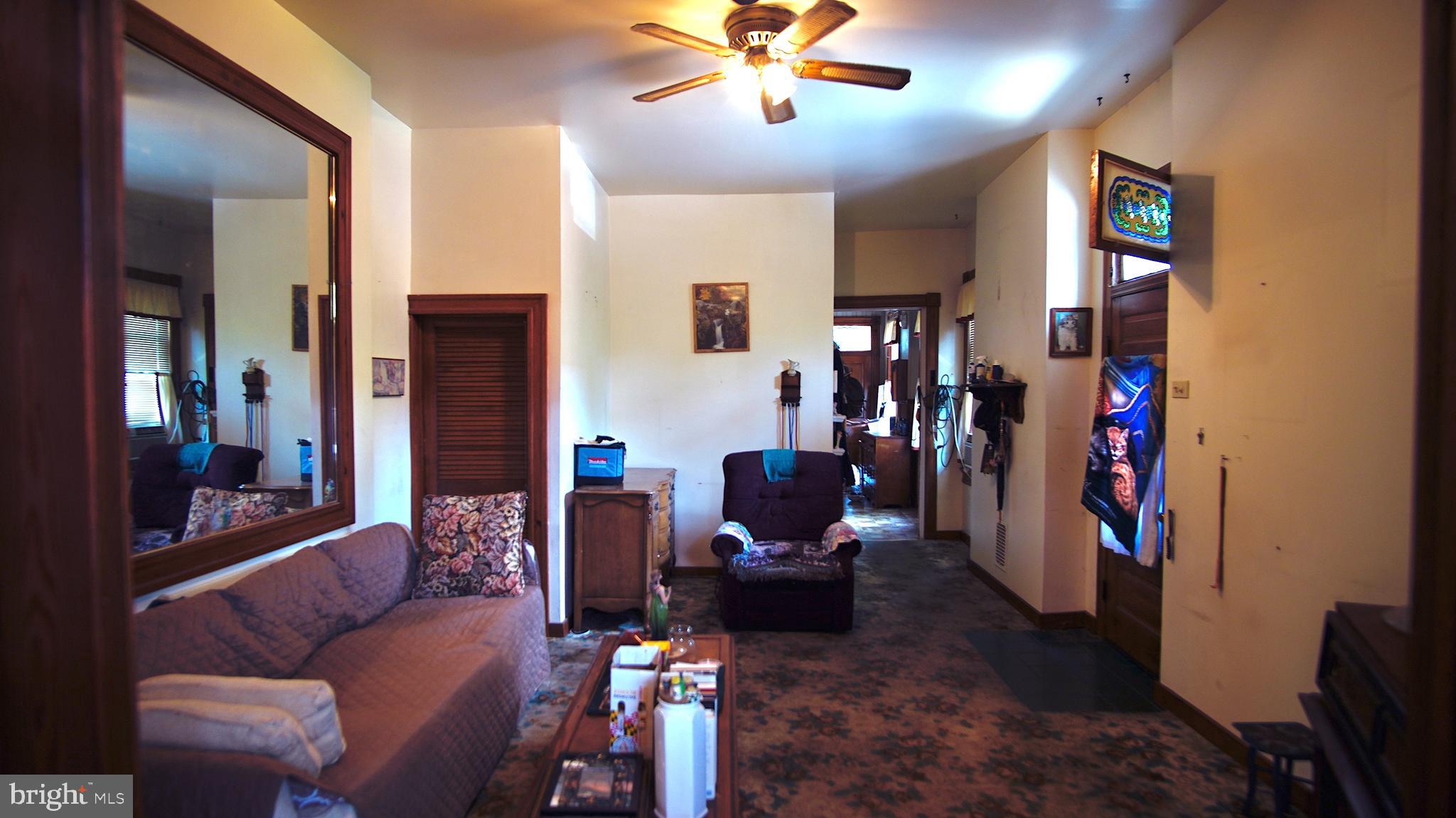 ELWOOD PARK - Residential