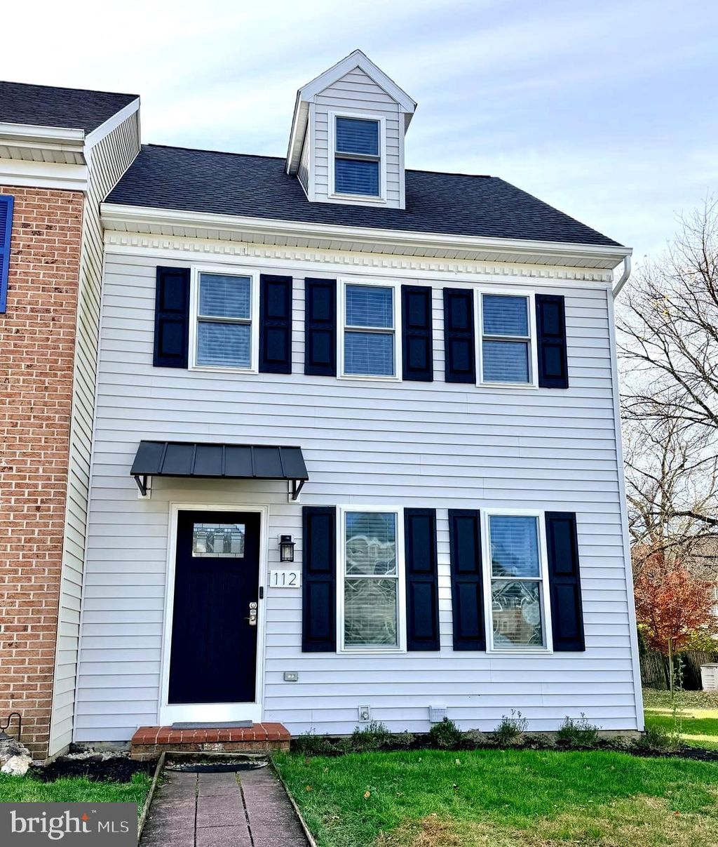 Photo of 112 Chukar Court, LITITZ, PA 17543 (MLS # PALA2079808)