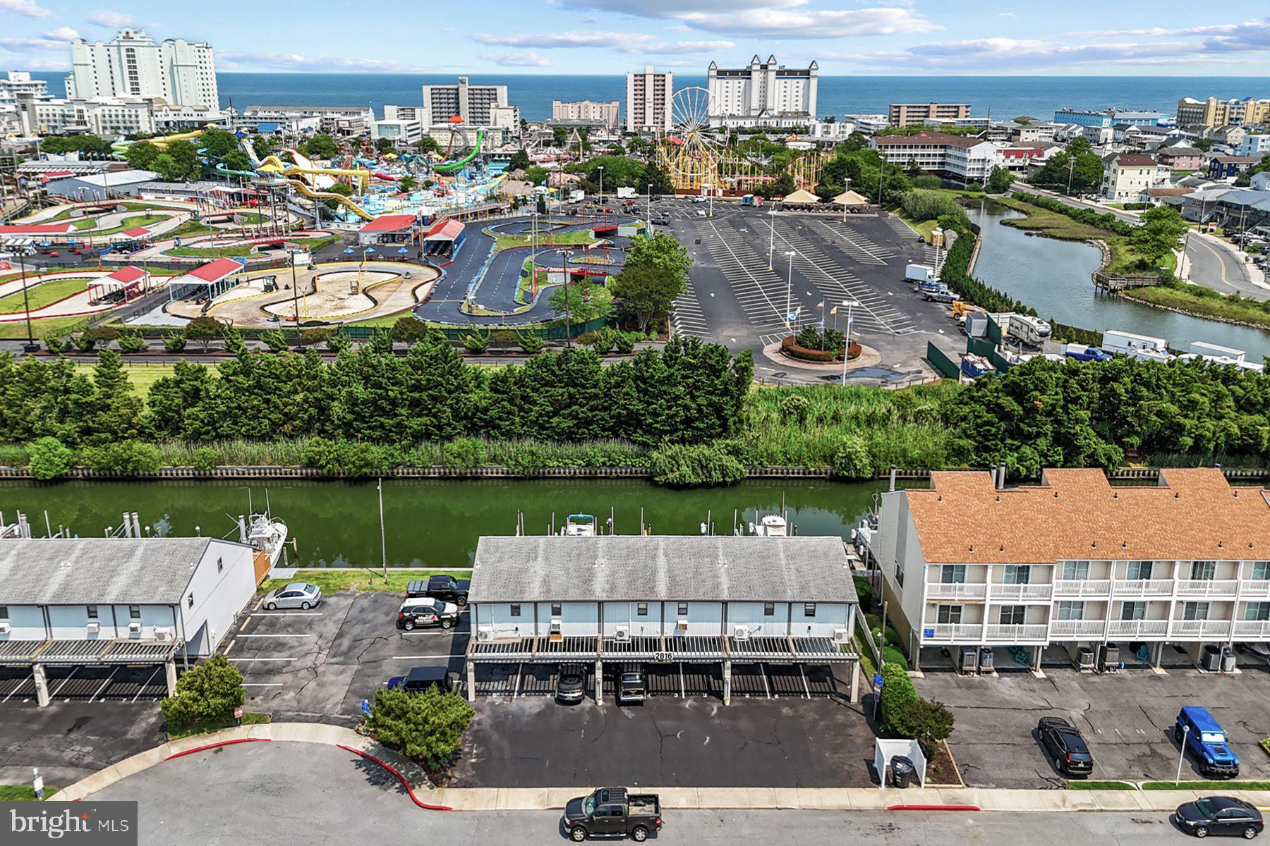 BAYSHORE ESTATES - Residential