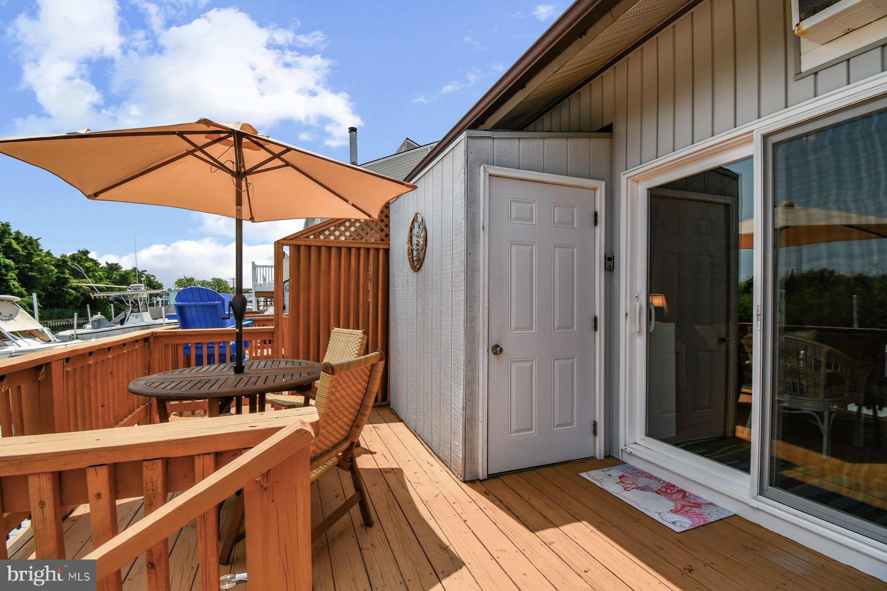 BAYSHORE ESTATES - Residential