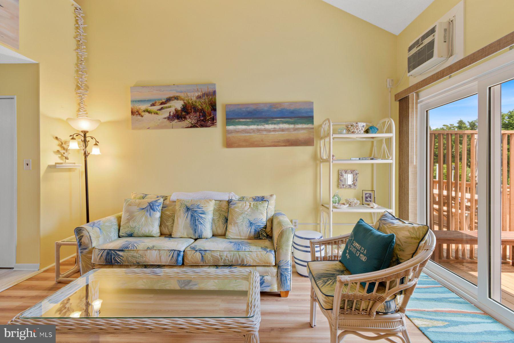 BAYSHORE ESTATES - Residential