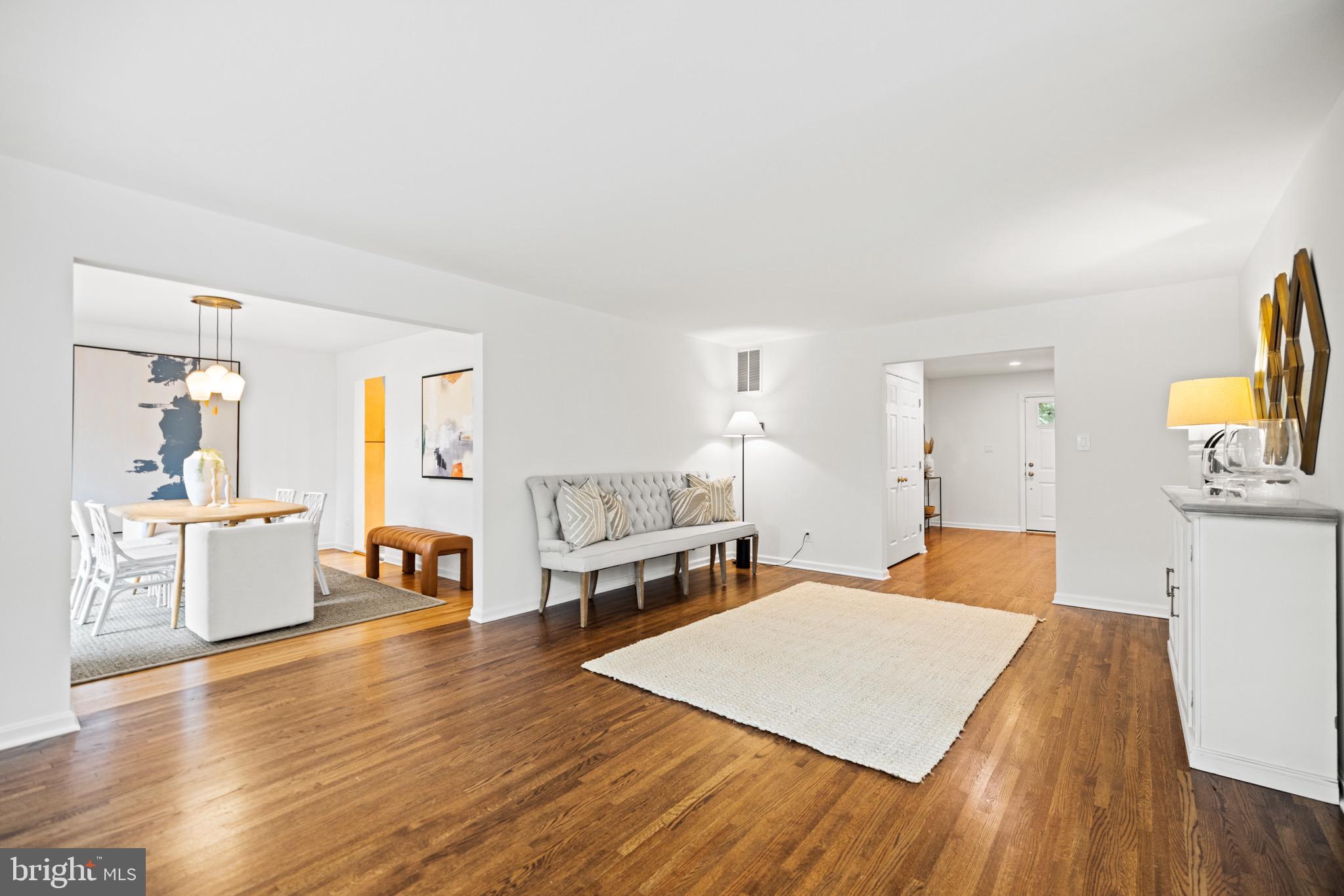 MAPLEWOOD MANOR - Residential