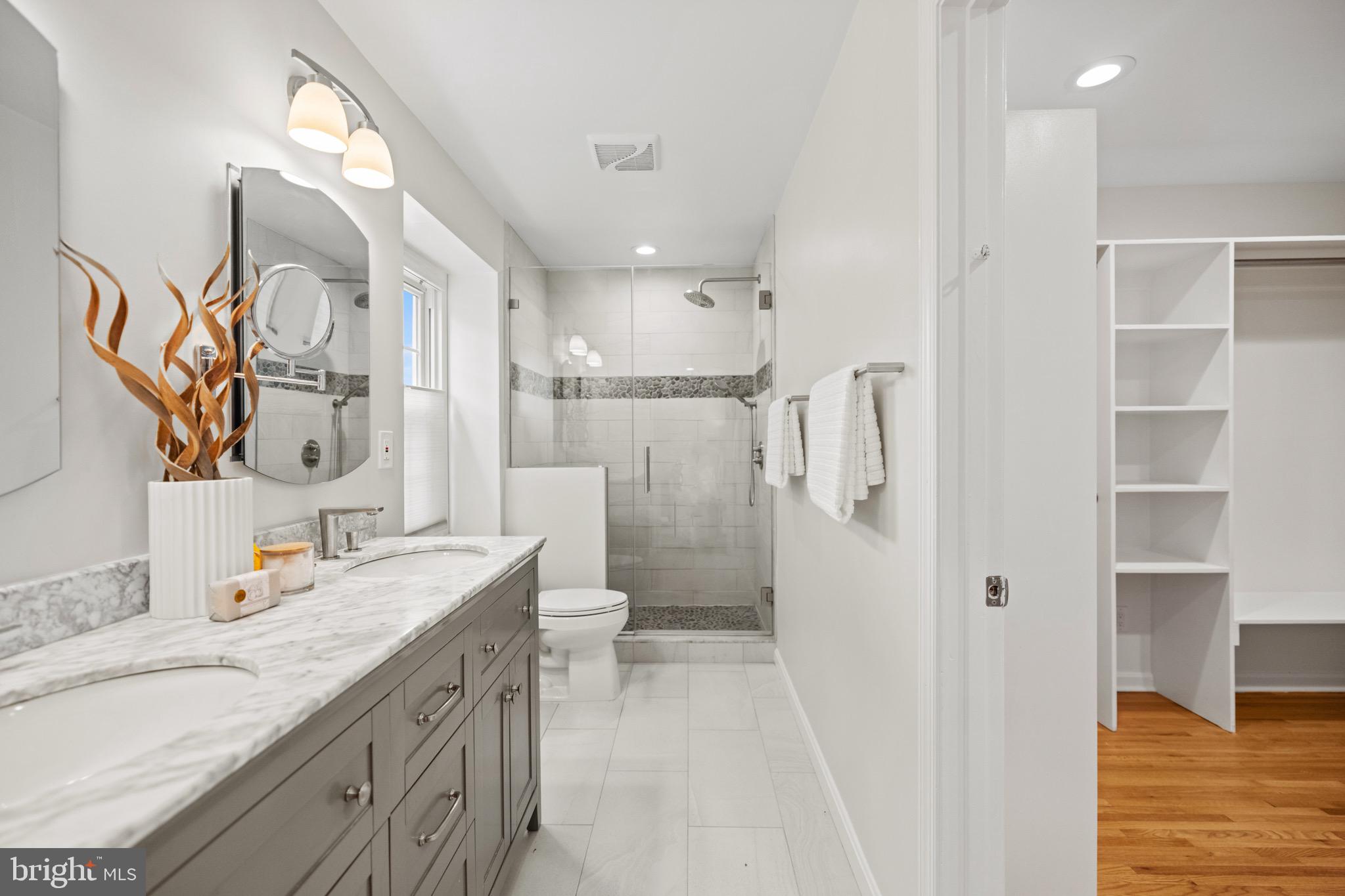 MAPLEWOOD MANOR - Residential