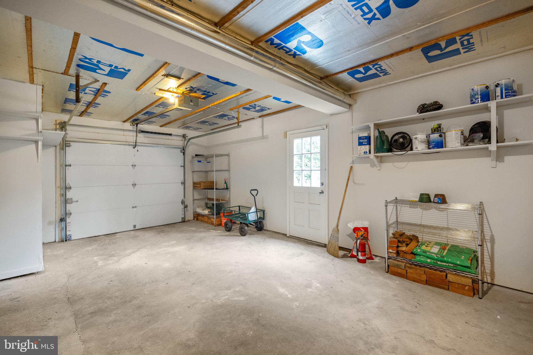 MAPLEWOOD MANOR - Residential